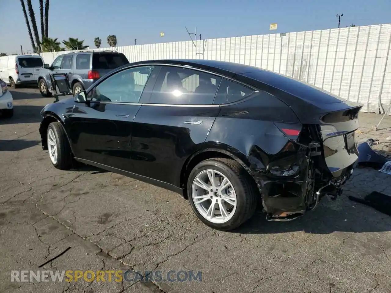 2 Фотография поврежденного автомобиля 7SAYGDEE3PF928619 TESLA MODEL Y 2023