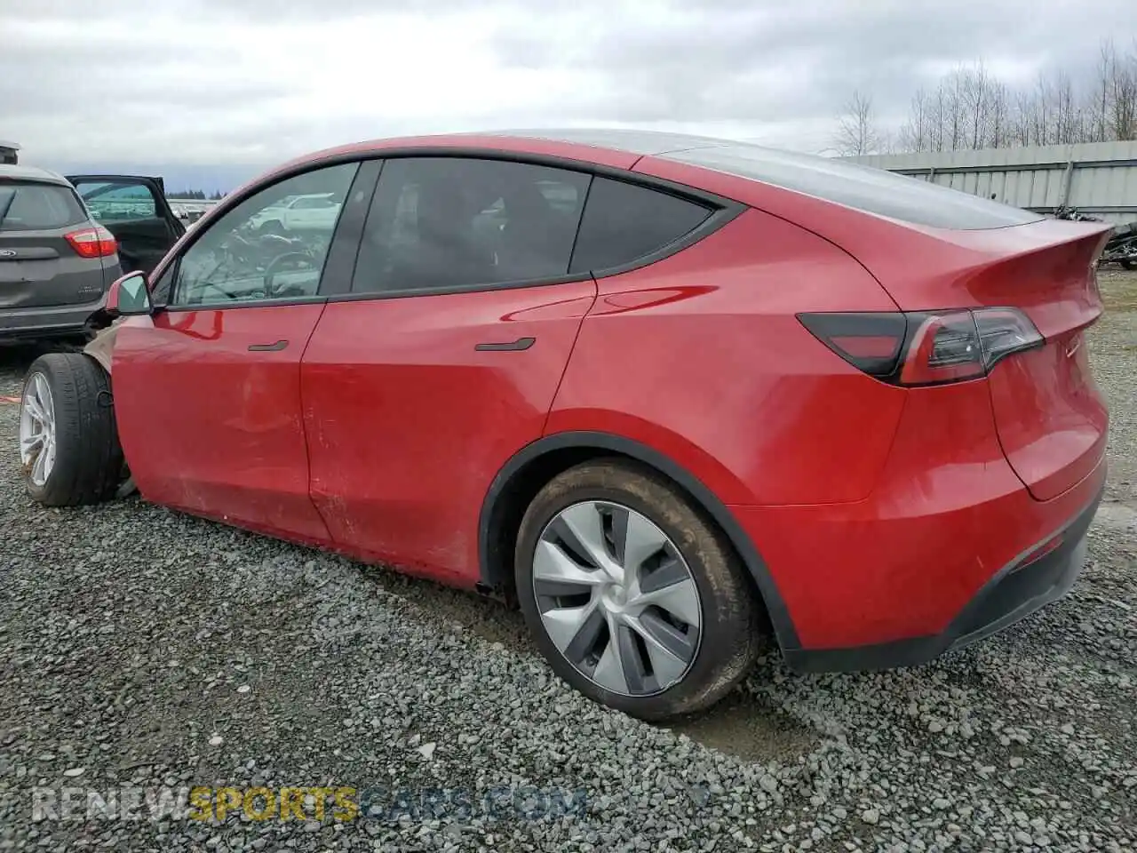 2 Photograph of a damaged car 7SAYGDEE3PF938566 TESLA MODEL Y 2023
