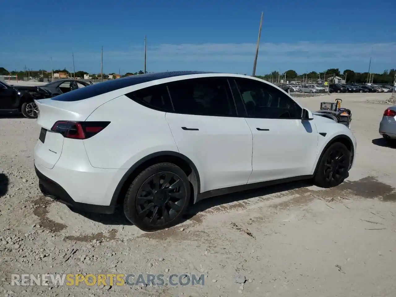 3 Photograph of a damaged car 7SAYGDEE4PA025098 TESLA MODEL Y 2023