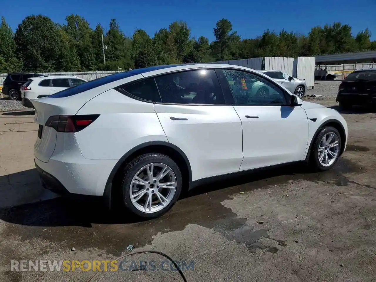 3 fotografías del automóvil dañado 7SAYGDEE4PA034805 TESLA MODEL Y 2023
