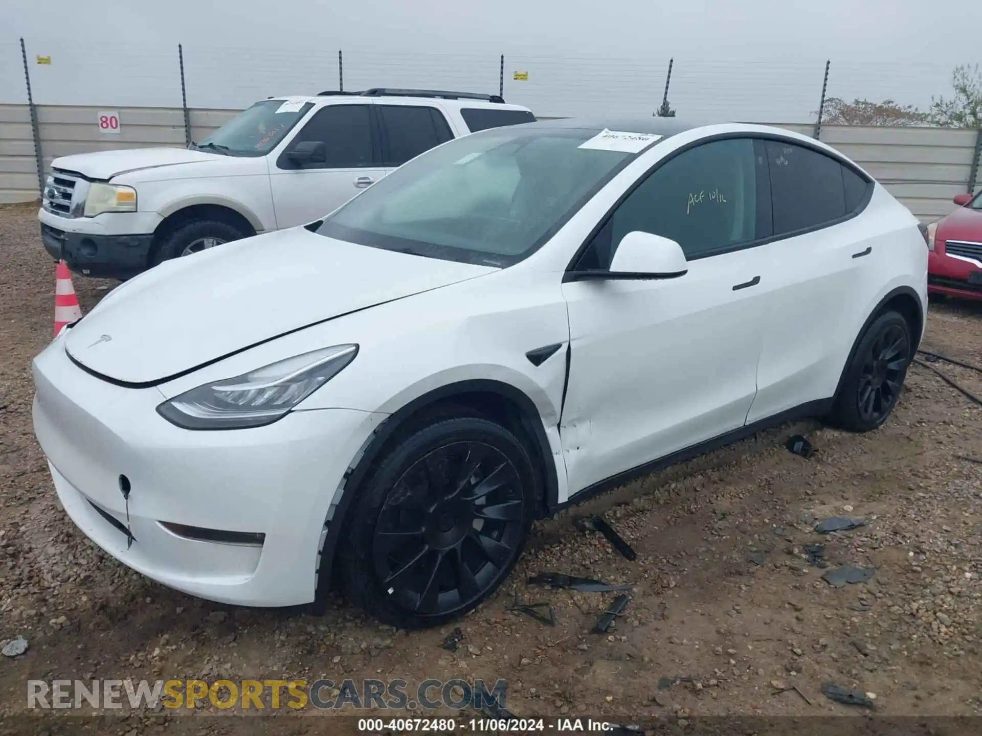 2 Photograph of a damaged car 7SAYGDEE4PA044556 TESLA MODEL Y 2023