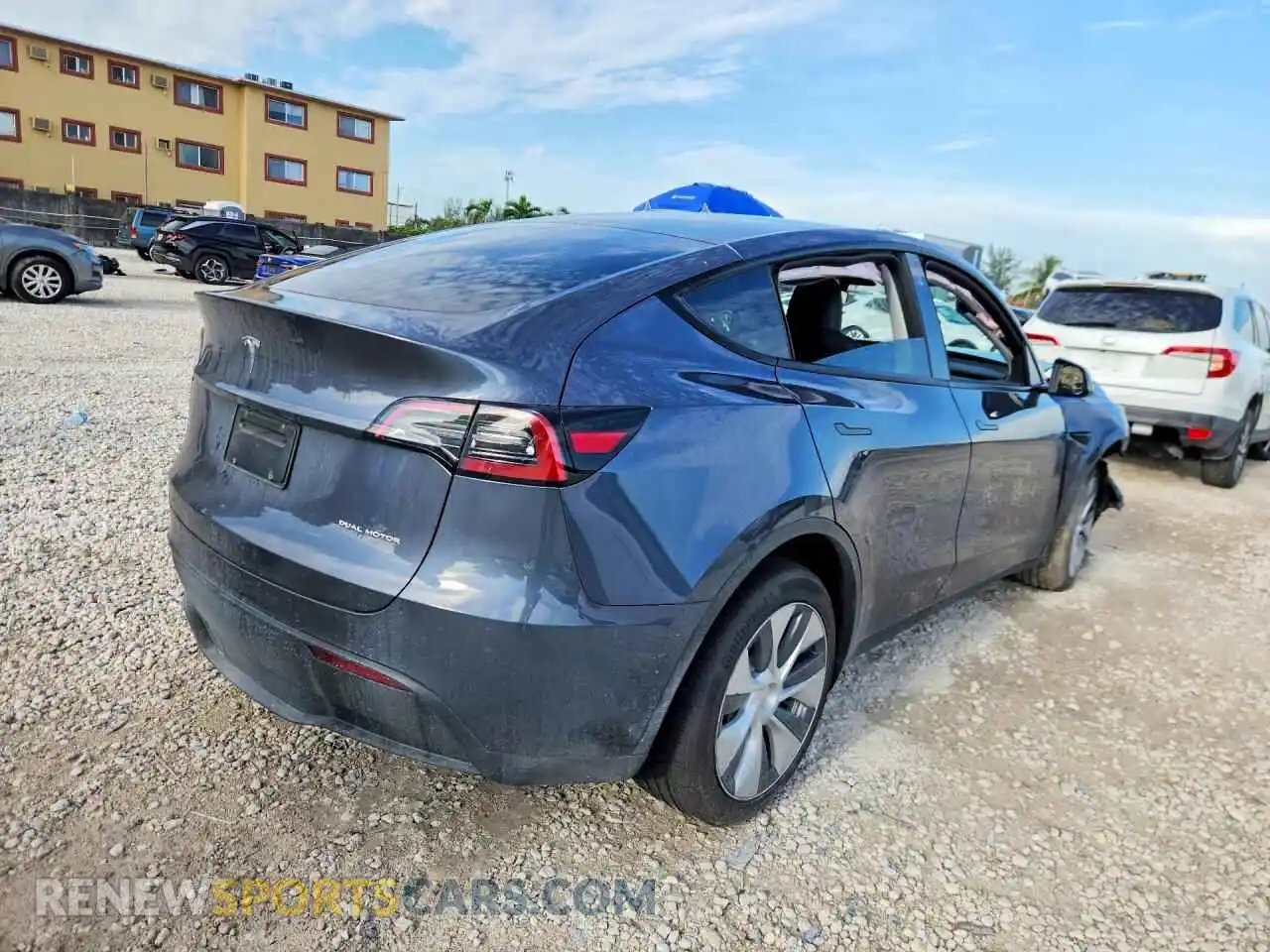 3 Photograph of a damaged car 7SAYGDEE4PA087553 TESLA MODEL Y 2023