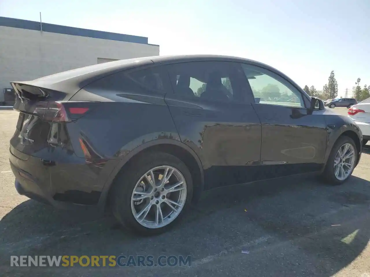 3 Photograph of a damaged car 7SAYGDEE4PA098083 TESLA MODEL Y 2023