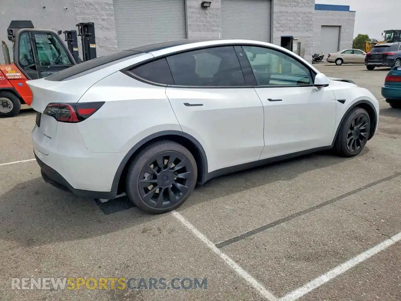 3 fotografías del automóvil dañado 7SAYGDEE4PA112404 TESLA MODEL Y 2023