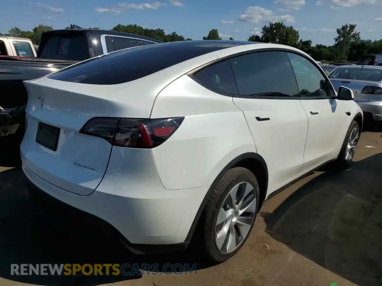 3 Photograph of a damaged car 7SAYGDEE4PA136170 TESLA MODEL Y 2023
