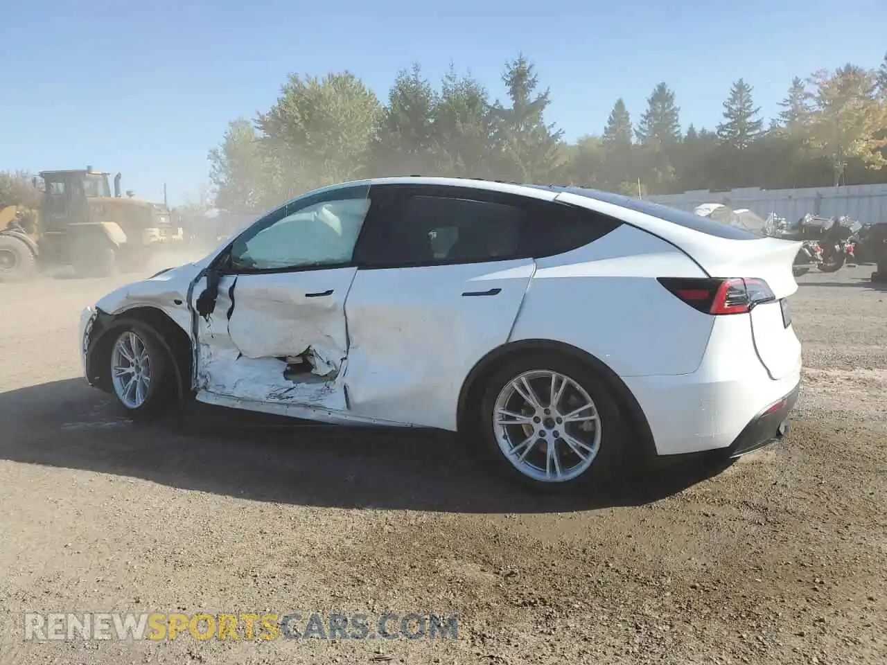 2 Photograph of a damaged car 7SAYGDEE4PF598120 TESLA MODEL Y 2023