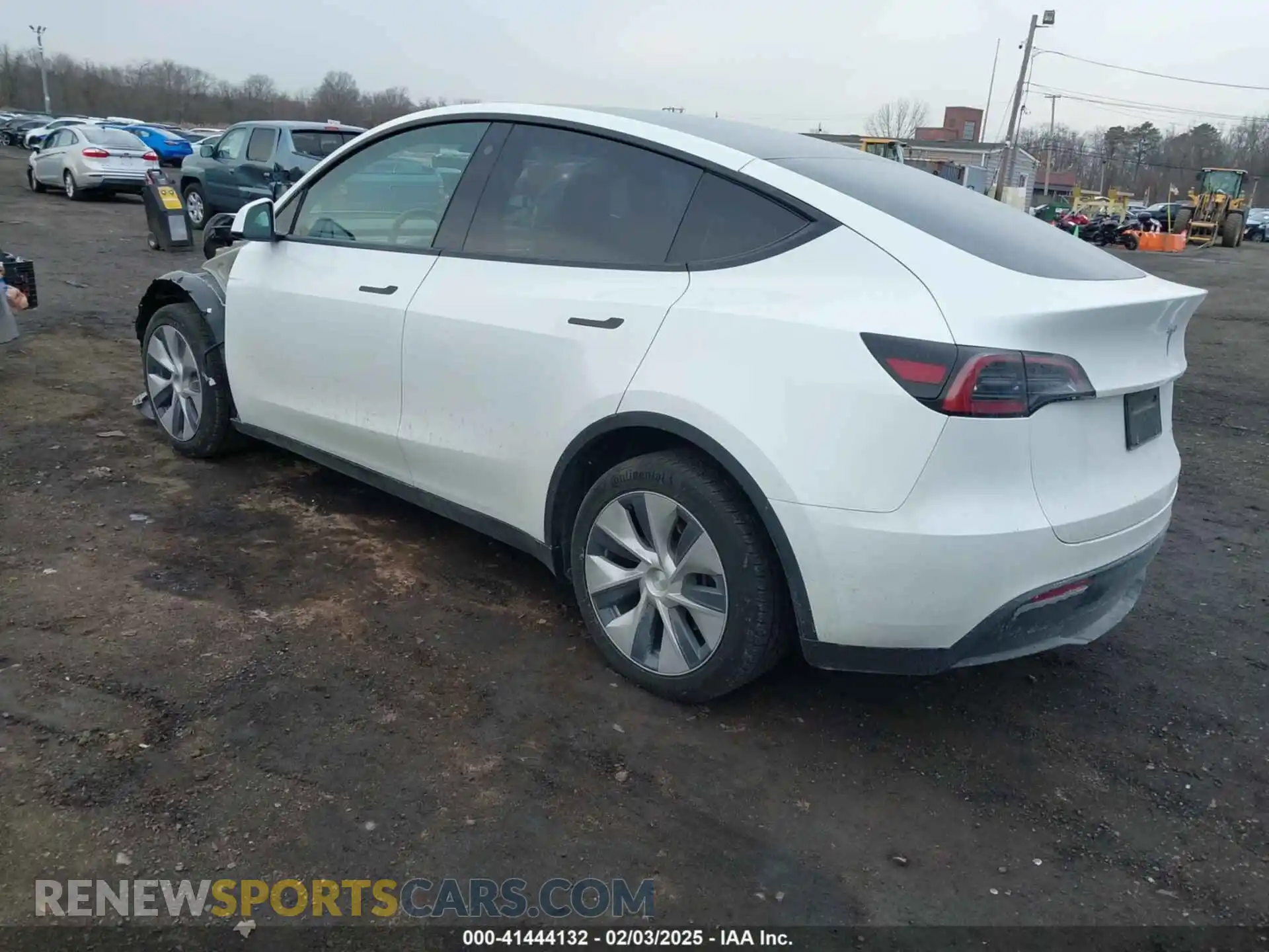 3 Photograph of a damaged car 7SAYGDEE4PF600271 TESLA MODEL Y 2023