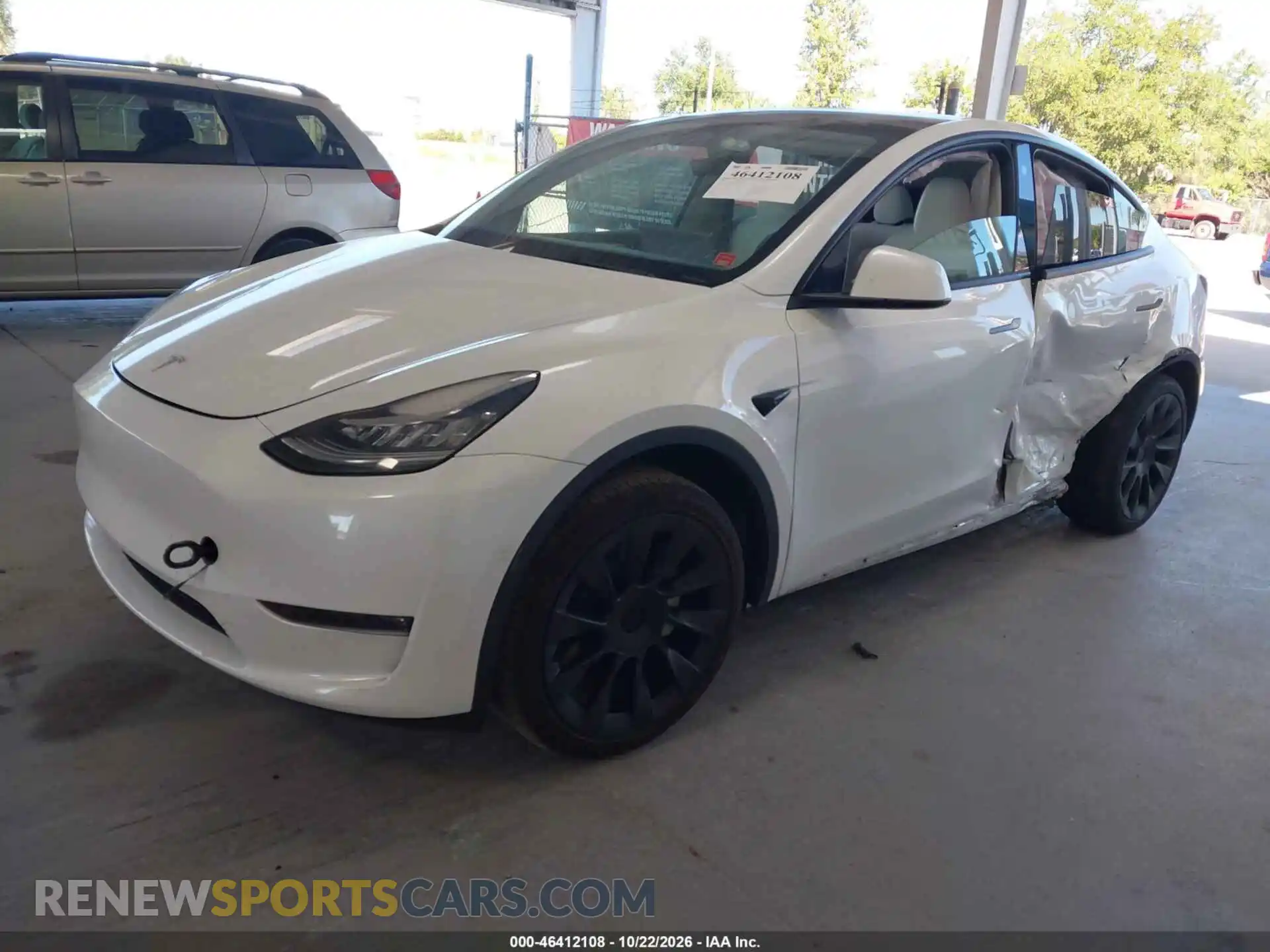2 Photograph of a damaged car 7SAYGDEE4PF615188 TESLA MODEL Y 2023