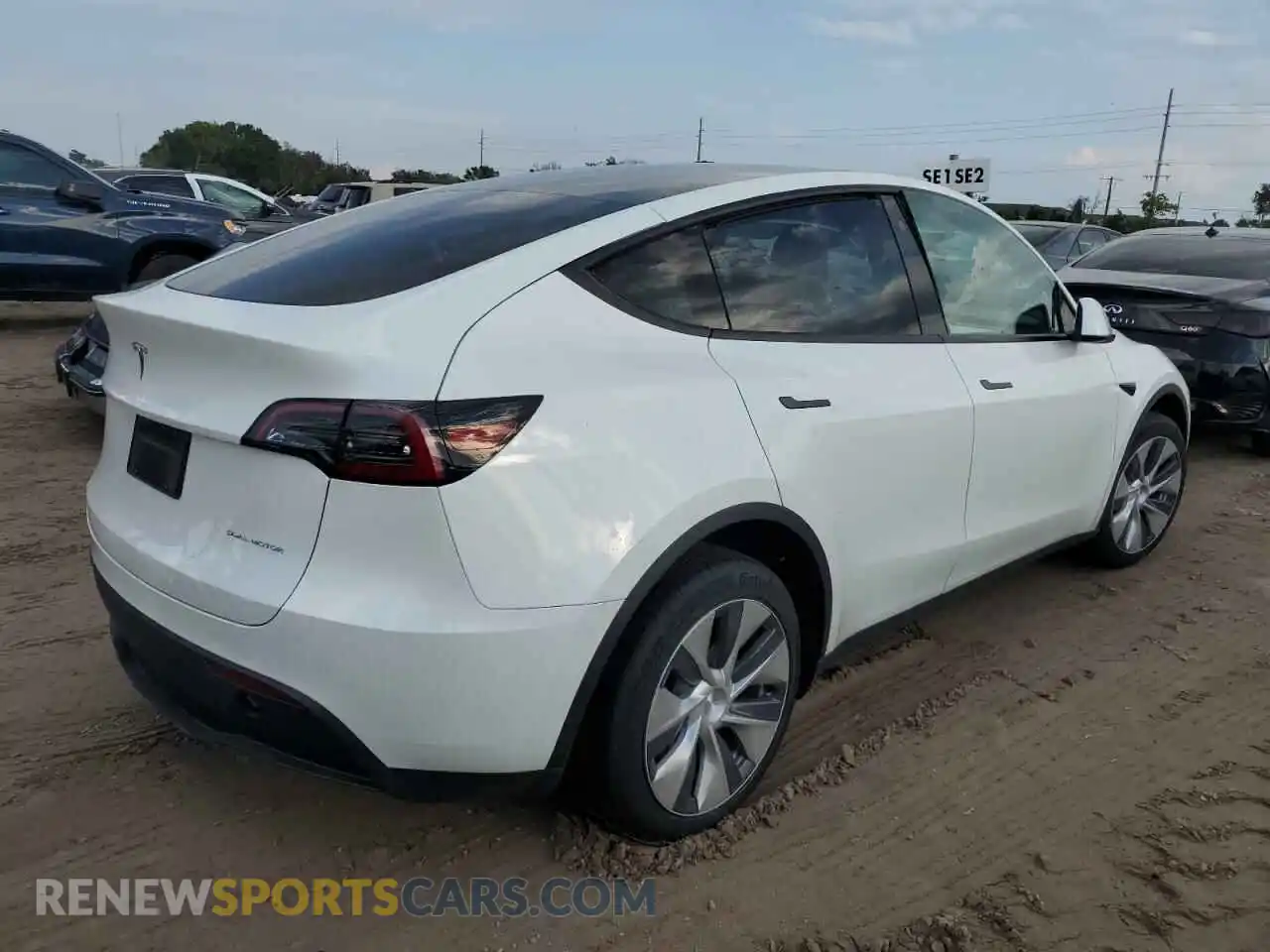 3 Photograph of a damaged car 7SAYGDEE4PF630290 TESLA MODEL Y 2023
