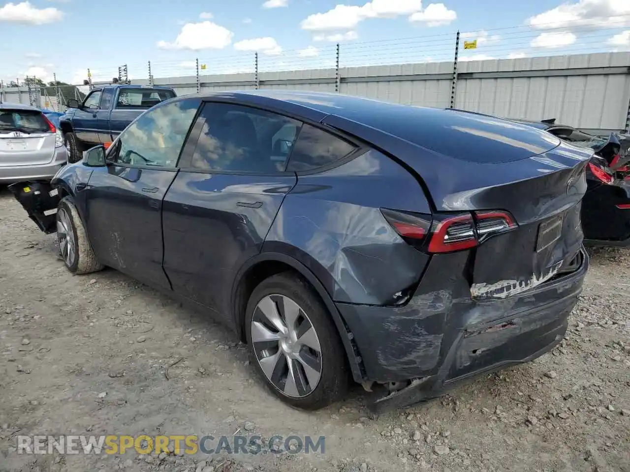 2 Photograph of a damaged car 7SAYGDEE4PF673737 TESLA MODEL Y 2023
