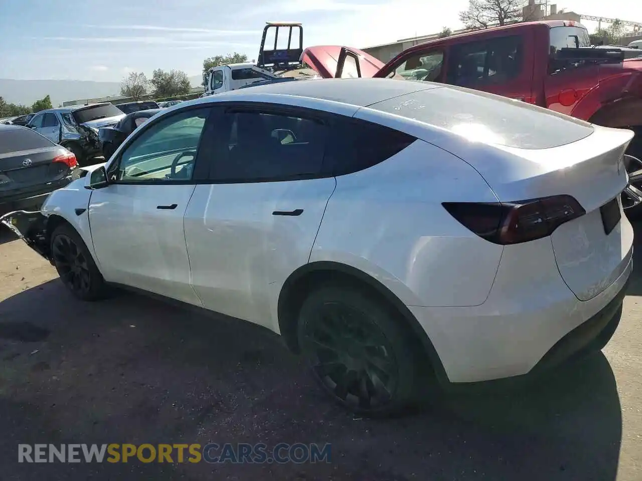 2 Photograph of a damaged car 7SAYGDEE4PF814029 TESLA MODEL Y 2023
