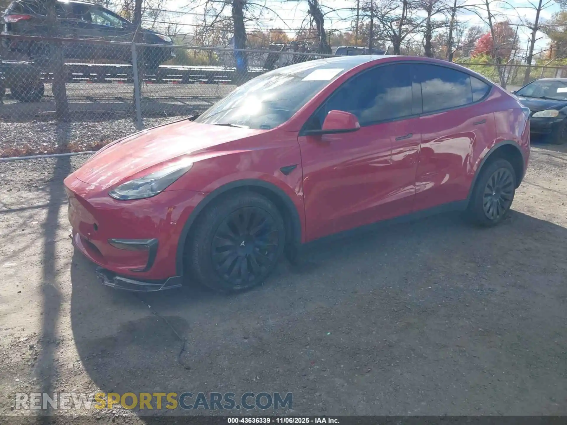 2 Photograph of a damaged car 7SAYGDEE4PF841893 TESLA MODEL Y 2023