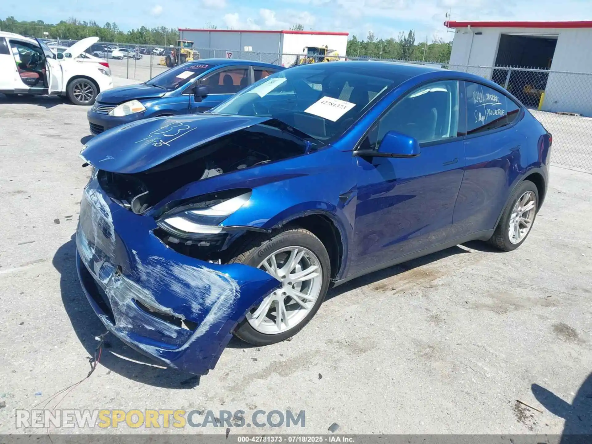 2 Фотография поврежденного автомобиля 7SAYGDEE4PF867331 TESLA MODEL Y 2023