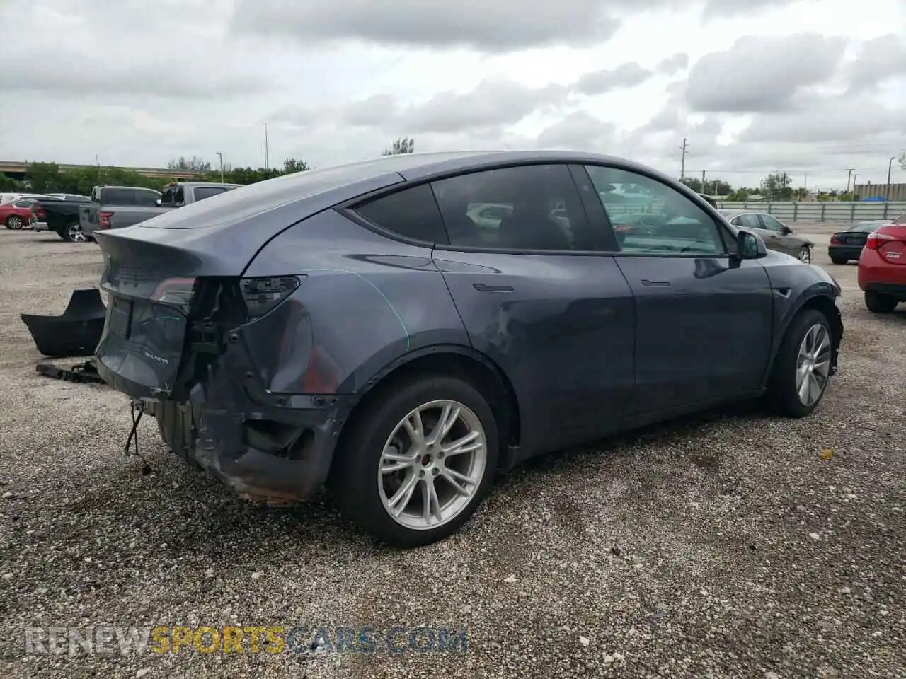 3 Photograph of a damaged car 7SAYGDEE4PF870018 TESLA MODEL Y 2023