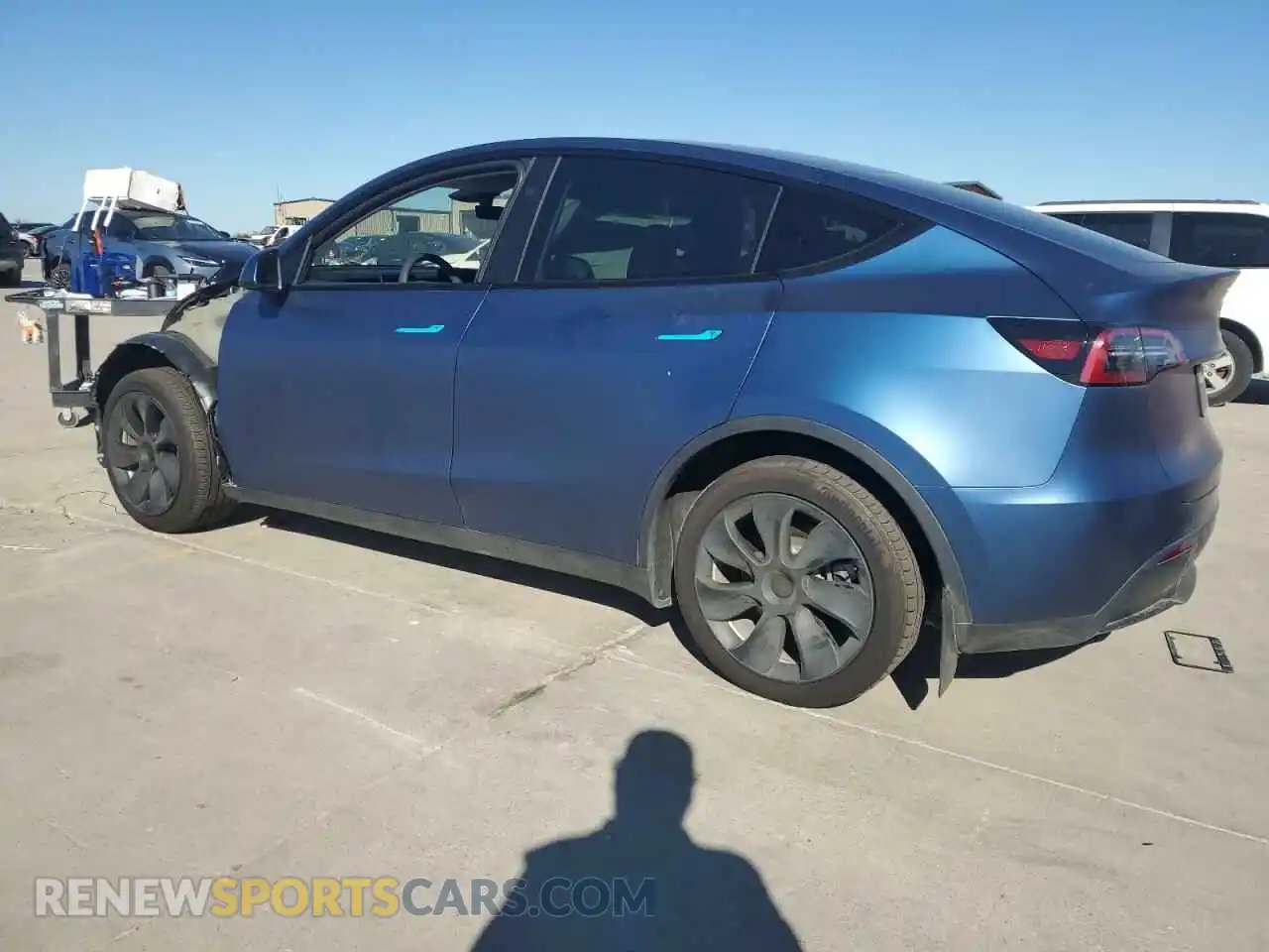 2 Photograph of a damaged car 7SAYGDEE4PF873887 TESLA MODEL Y 2023