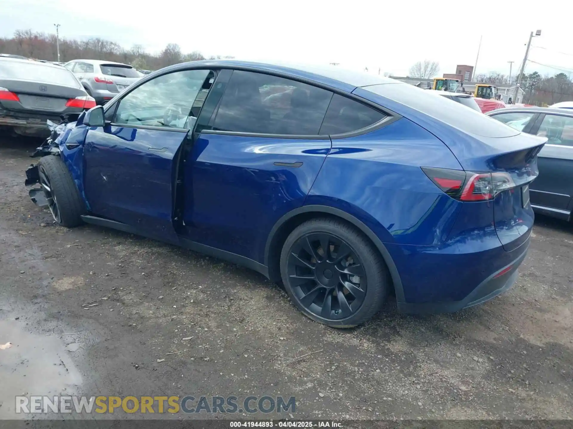 3 Photograph of a damaged car 7SAYGDEE4PF891709 TESLA MODEL Y 2023