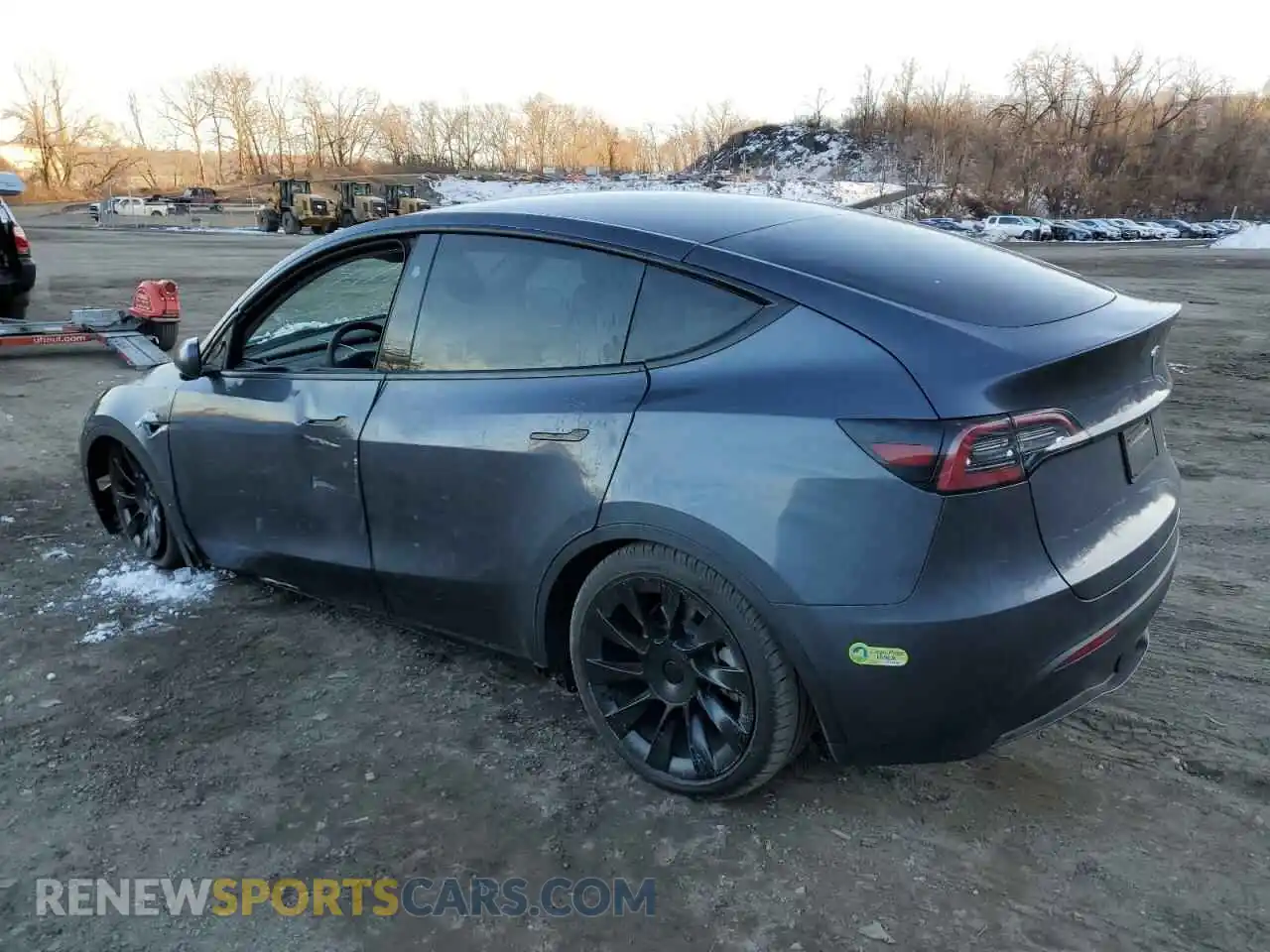 2 Photograph of a damaged car 7SAYGDEE4PF899390 TESLA MODEL Y 2023