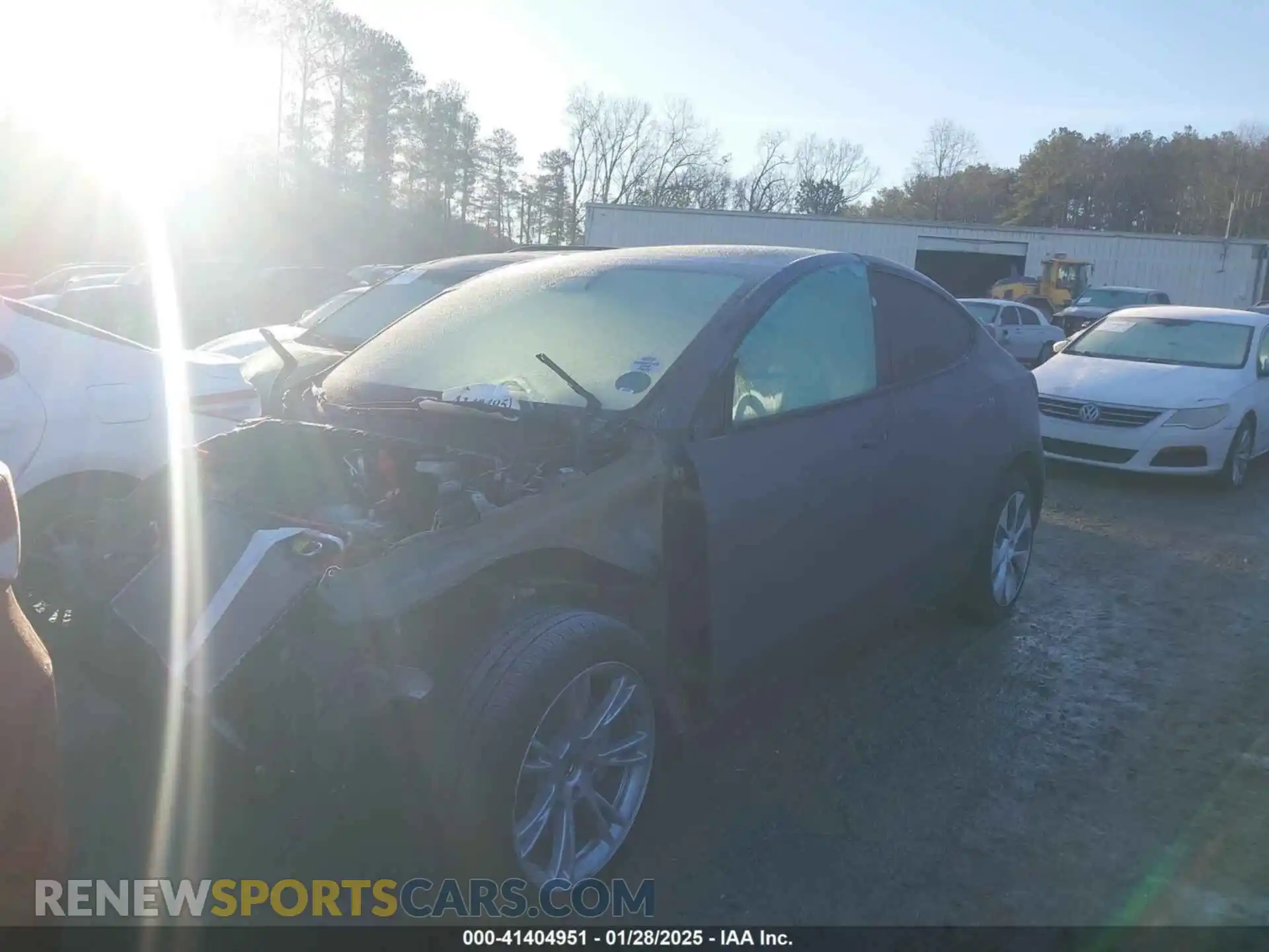 2 Photograph of a damaged car 7SAYGDEE4PF928239 TESLA MODEL Y 2023