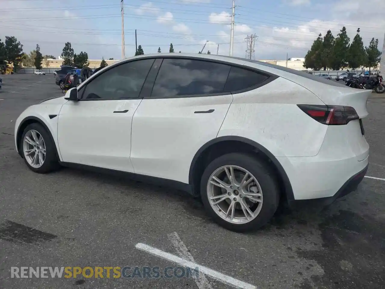 2 Photograph of a damaged car 7SAYGDEE5PA035557 TESLA MODEL Y 2023