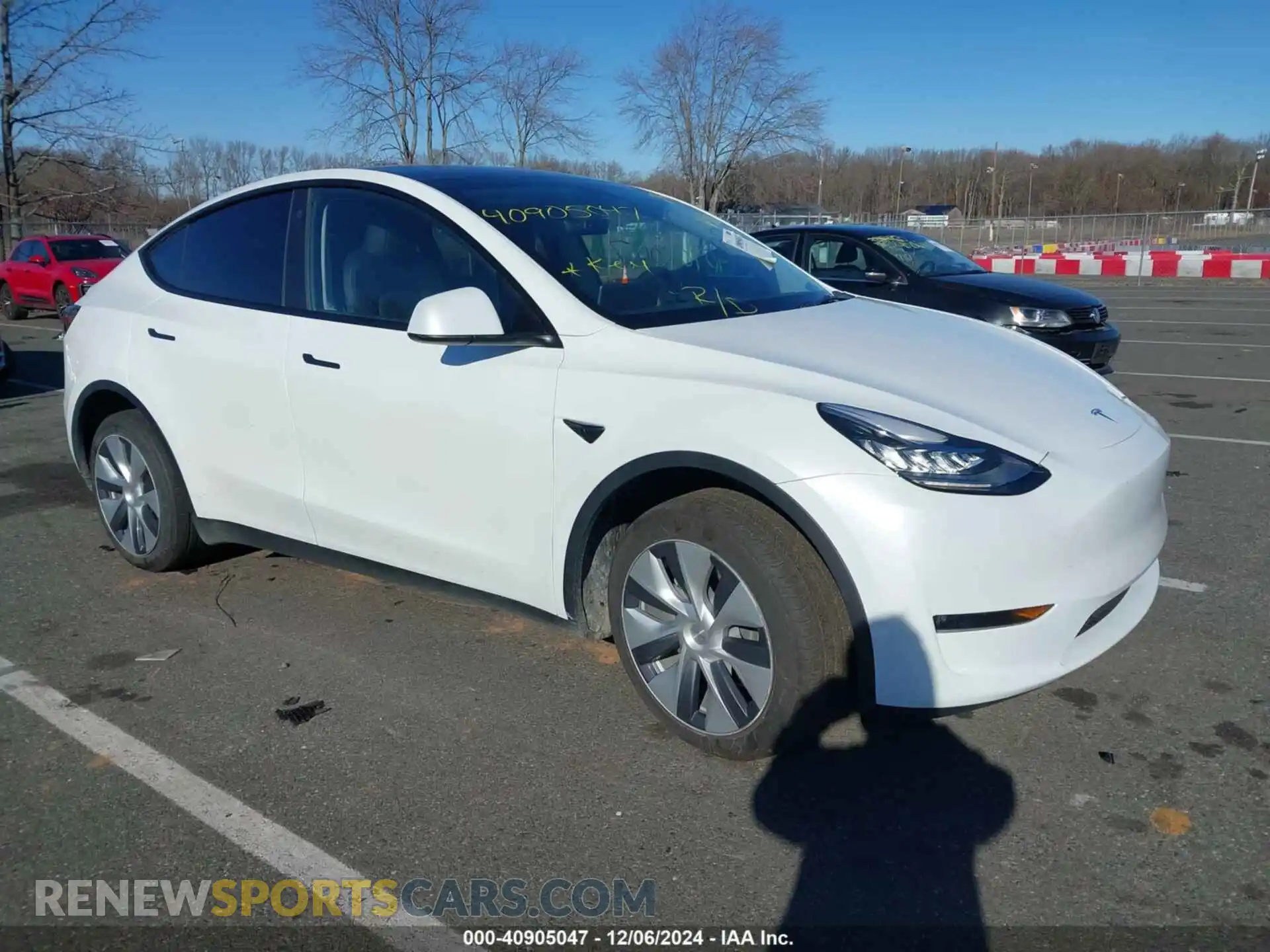 1 Photograph of a damaged car 7SAYGDEE5PA051760 TESLA MODEL Y 2023
