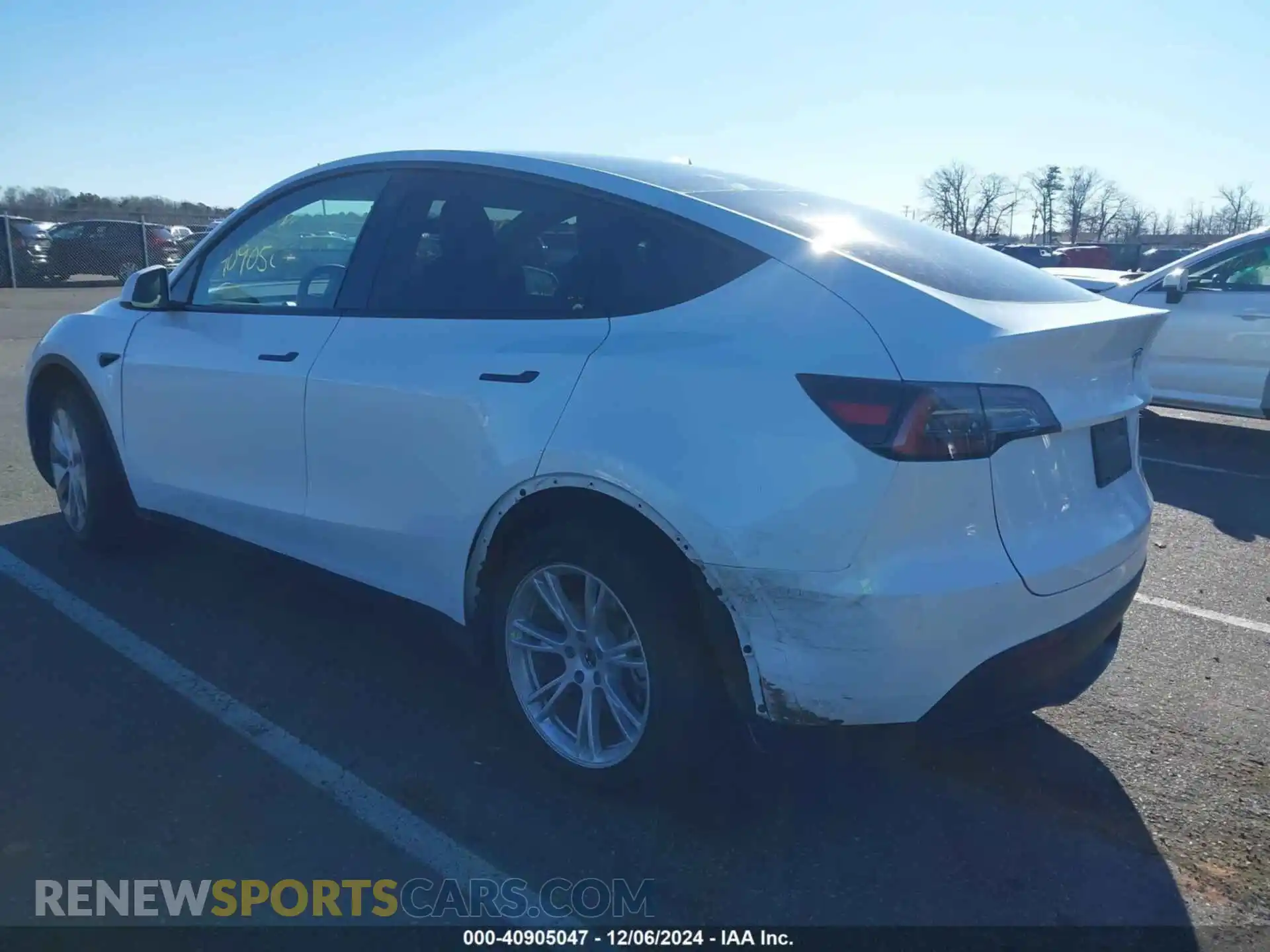 3 Photograph of a damaged car 7SAYGDEE5PA051760 TESLA MODEL Y 2023