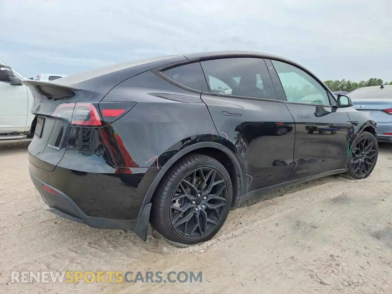 3 Photograph of a damaged car 7SAYGDEE5PA051807 TESLA MODEL Y 2023