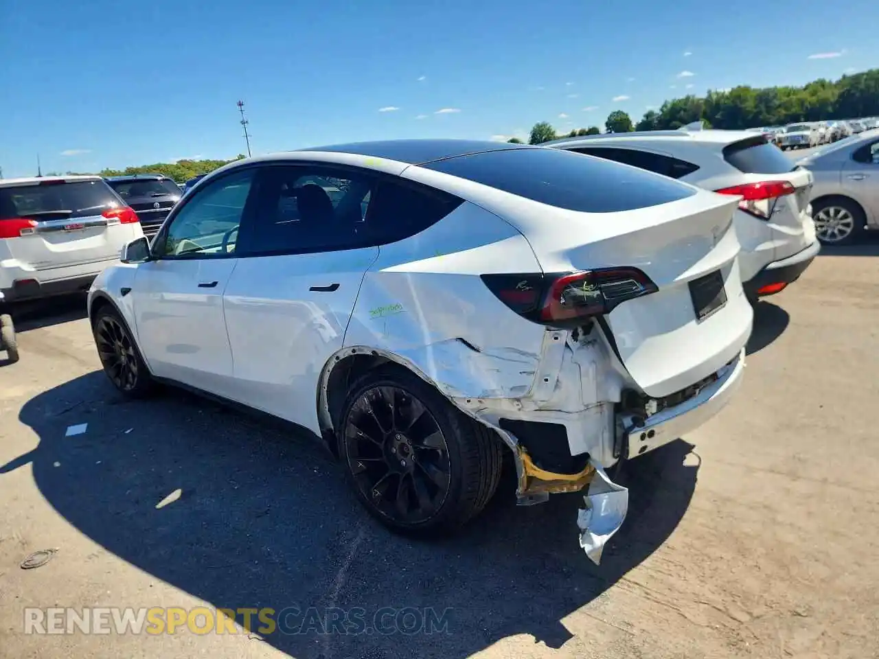 2 Фотография поврежденного автомобиля 7SAYGDEE5PA055145 TESLA MODEL Y 2023