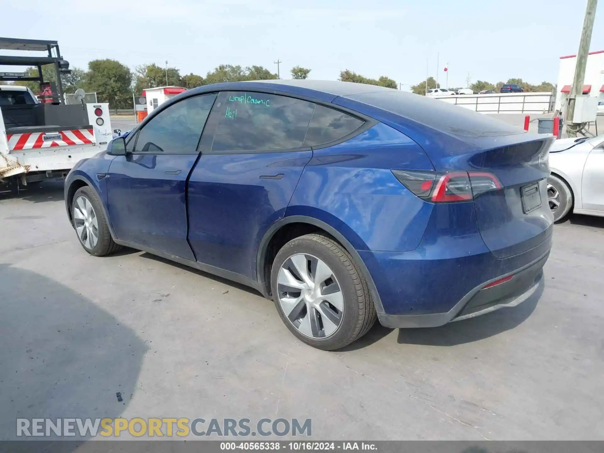 3 Photograph of a damaged car 7SAYGDEE5PA062905 TESLA MODEL Y 2023