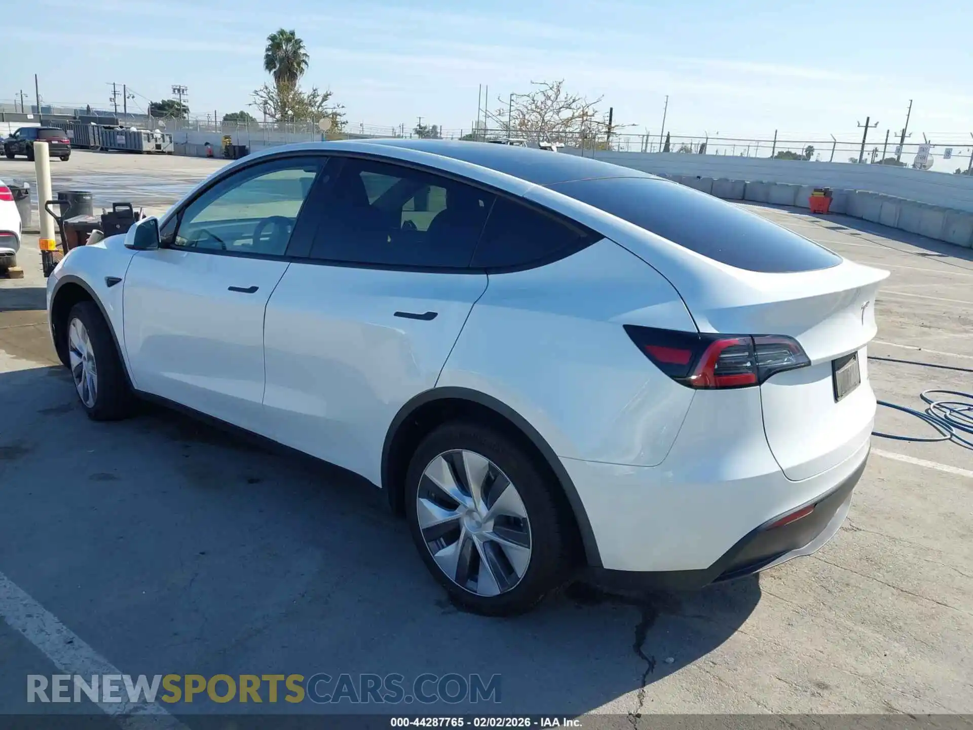 3 Photograph of a damaged car 7SAYGDEE5PA068199 TESLA MODEL Y 2023
