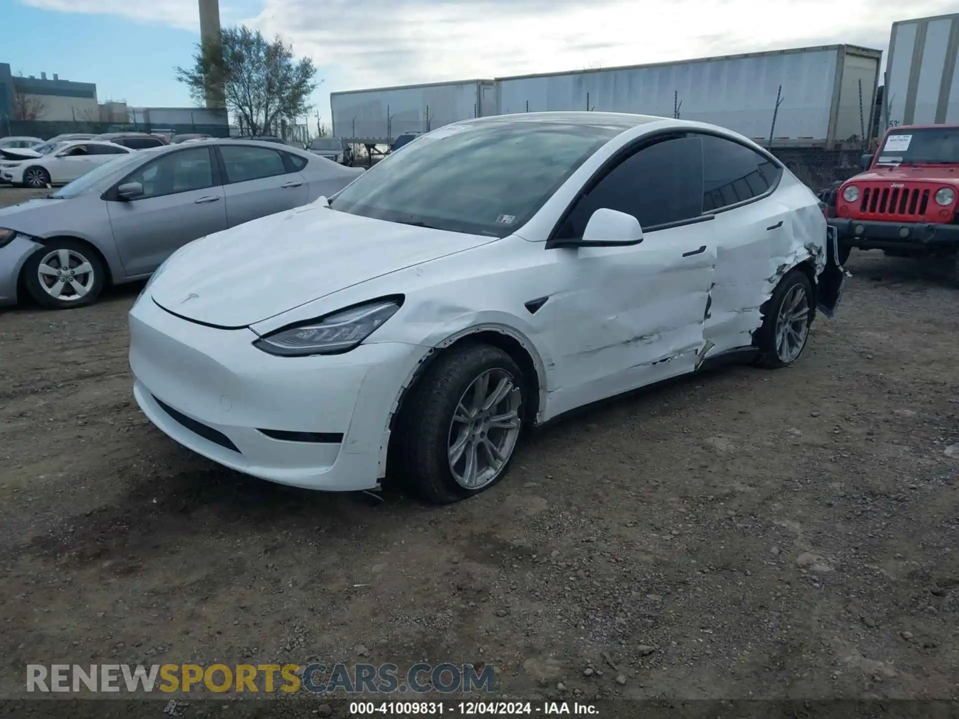 2 Photograph of a damaged car 7SAYGDEE5PA097475 TESLA MODEL Y 2023