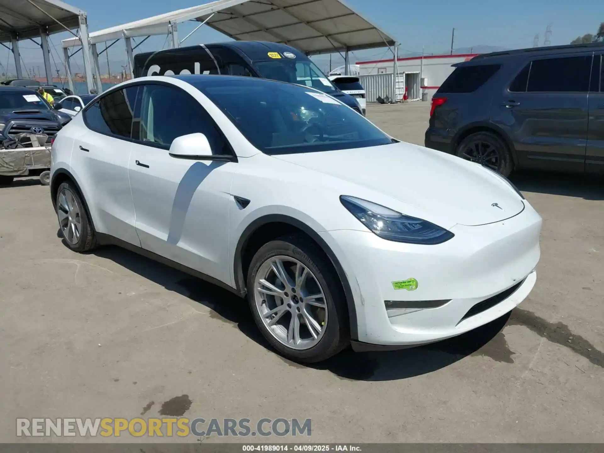 1 Photograph of a damaged car 7SAYGDEE5PA104635 TESLA MODEL Y 2023