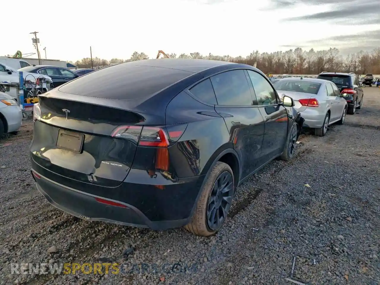 3 Фотография поврежденного автомобиля 7SAYGDEE5PA124092 TESLA MODEL Y 2023