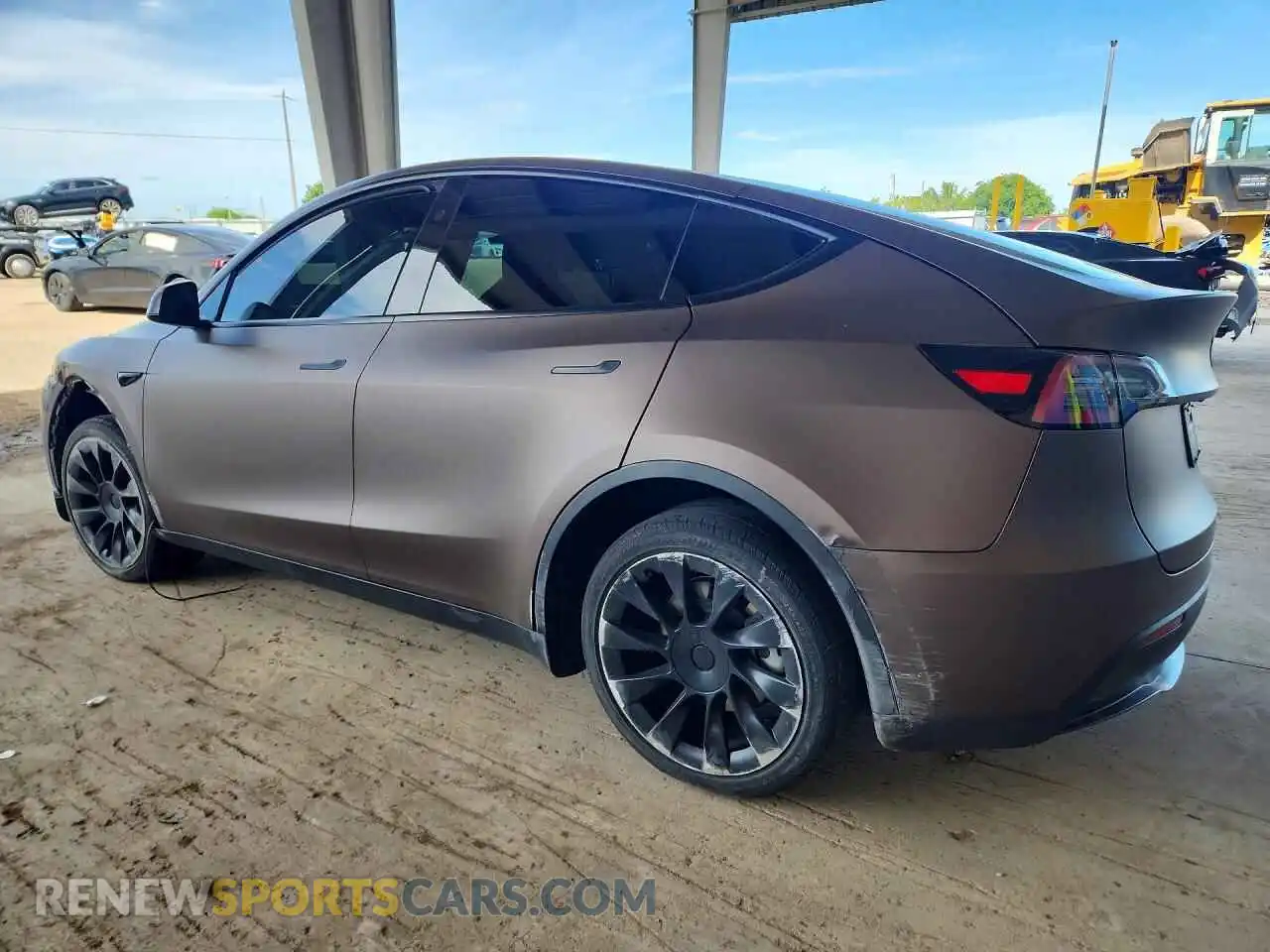 2 Photograph of a damaged car 7SAYGDEE5PA206730 TESLA MODEL Y 2023