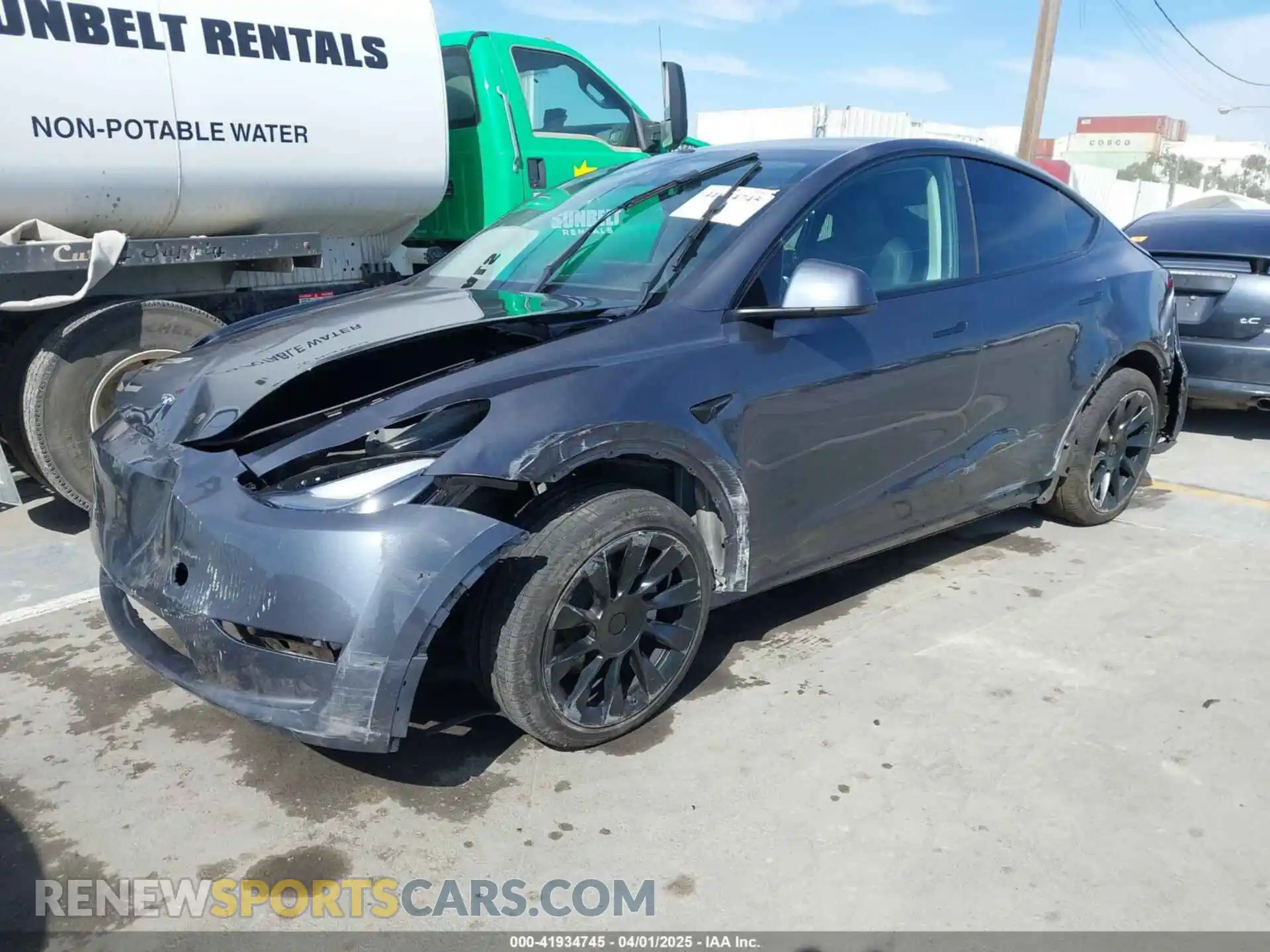 2 Photograph of a damaged car 7SAYGDEE5PF605835 TESLA MODEL Y 2023