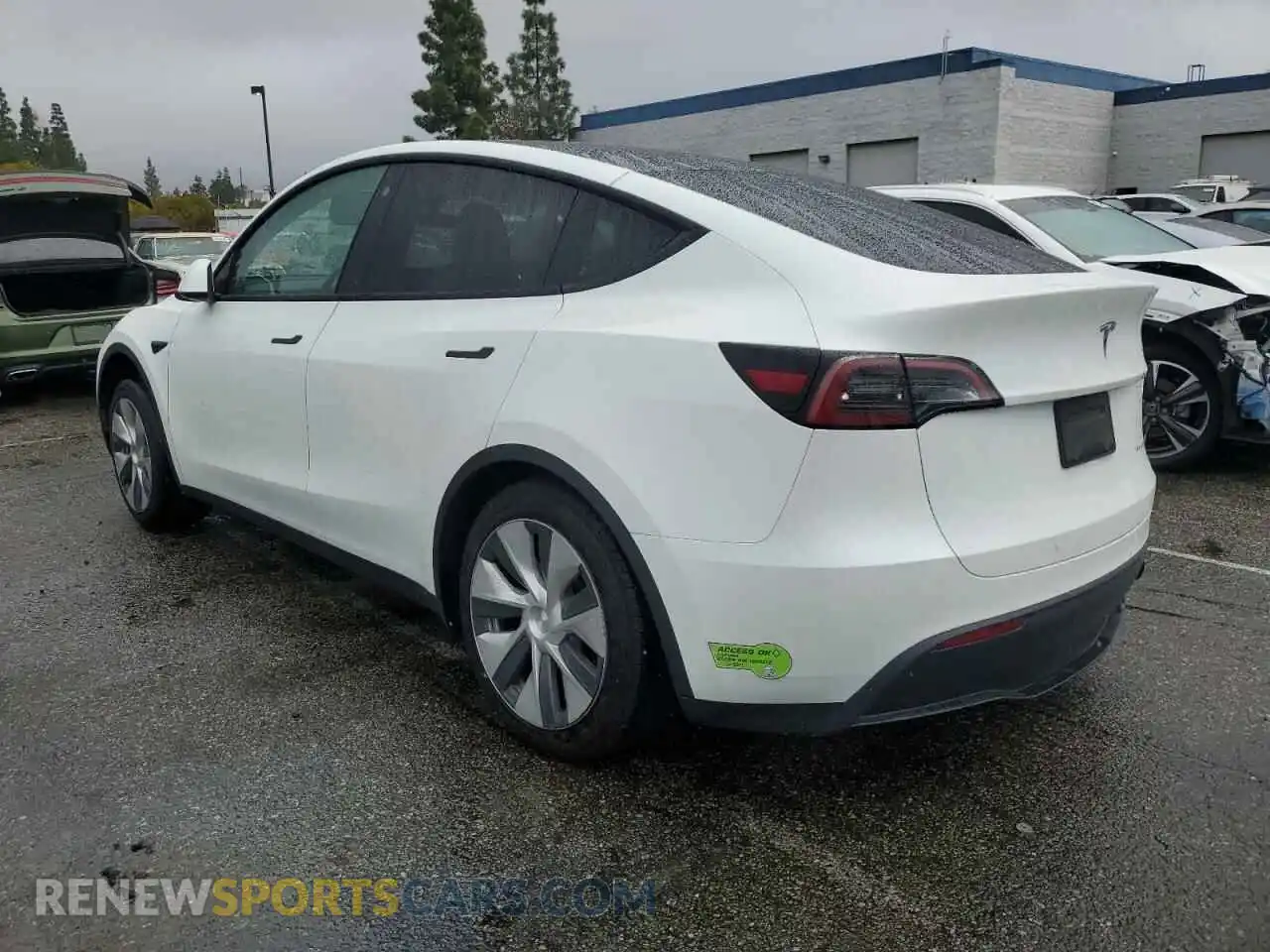 2 Photograph of a damaged car 7SAYGDEE5PF621601 TESLA MODEL Y 2023