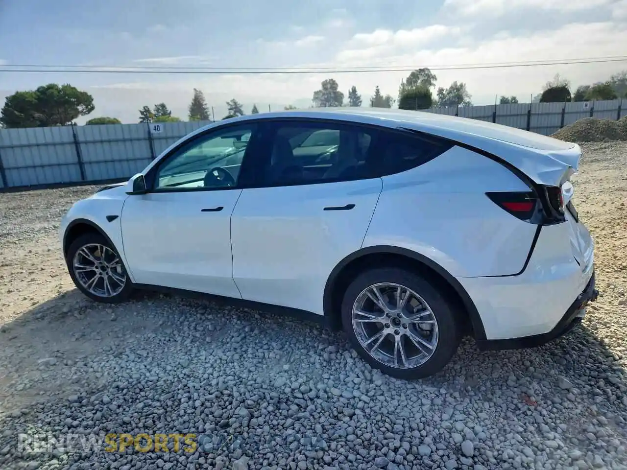 2 Photograph of a damaged car 7SAYGDEE5PF623221 TESLA MODEL Y 2023