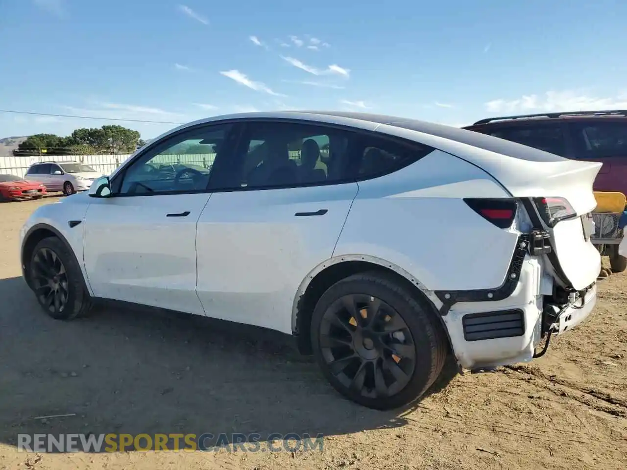 2 Photograph of a damaged car 7SAYGDEE5PF639614 TESLA MODEL Y 2023