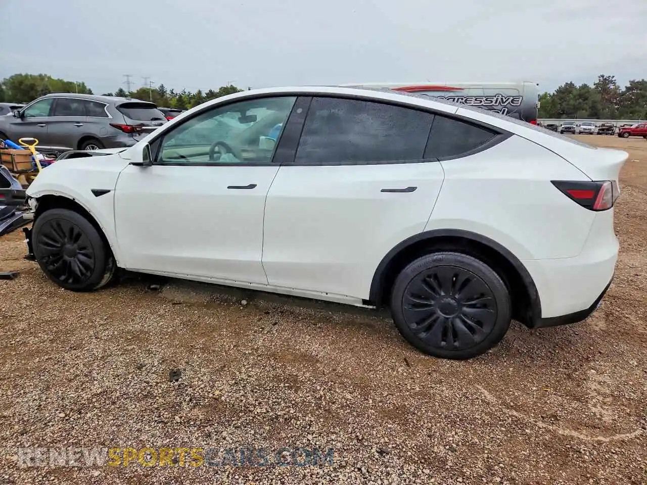2 Photograph of a damaged car 7SAYGDEE5PF693124 TESLA MODEL Y 2023
