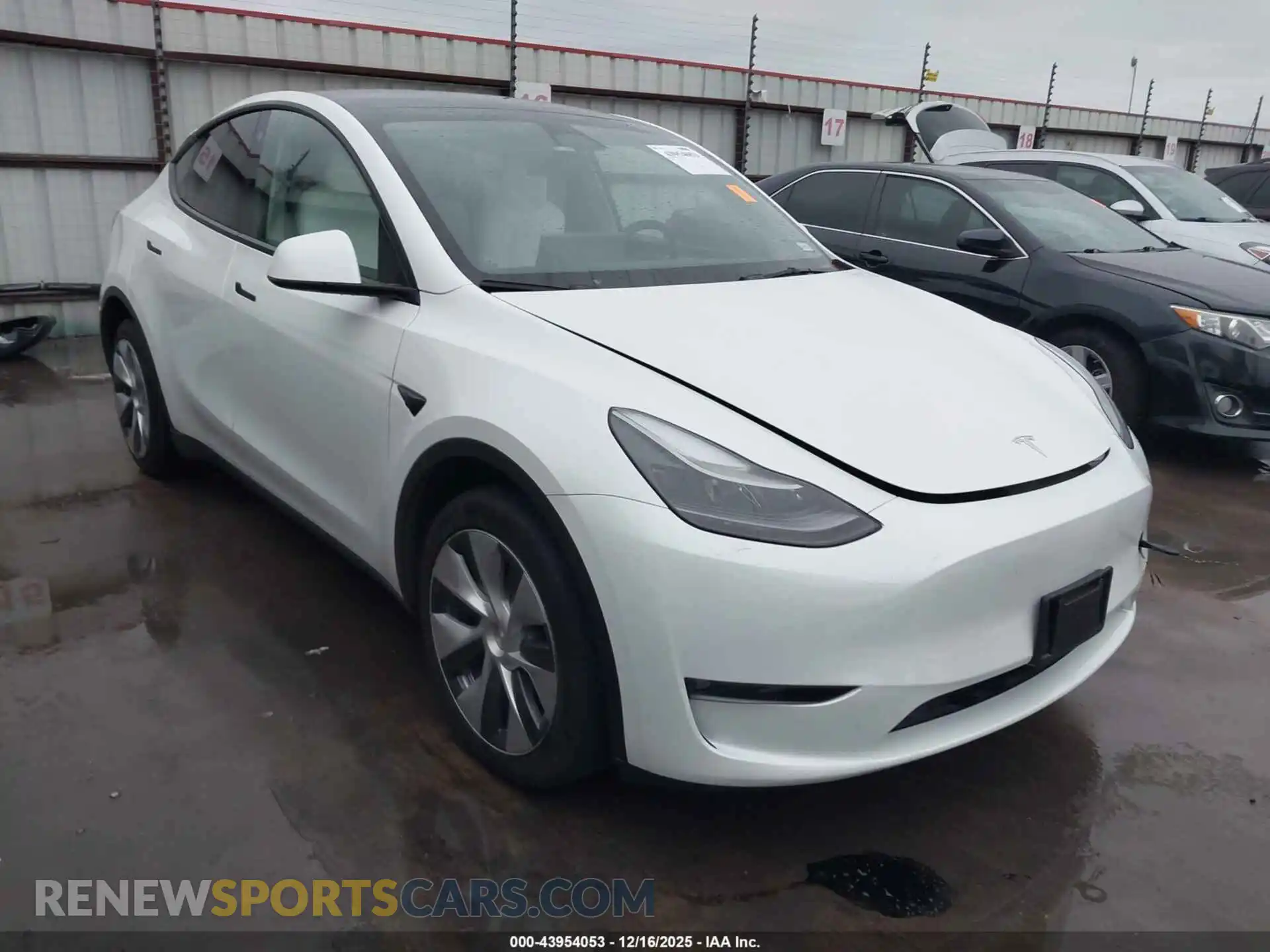 1 Photograph of a damaged car 7SAYGDEE5PF708429 TESLA MODEL Y 2023