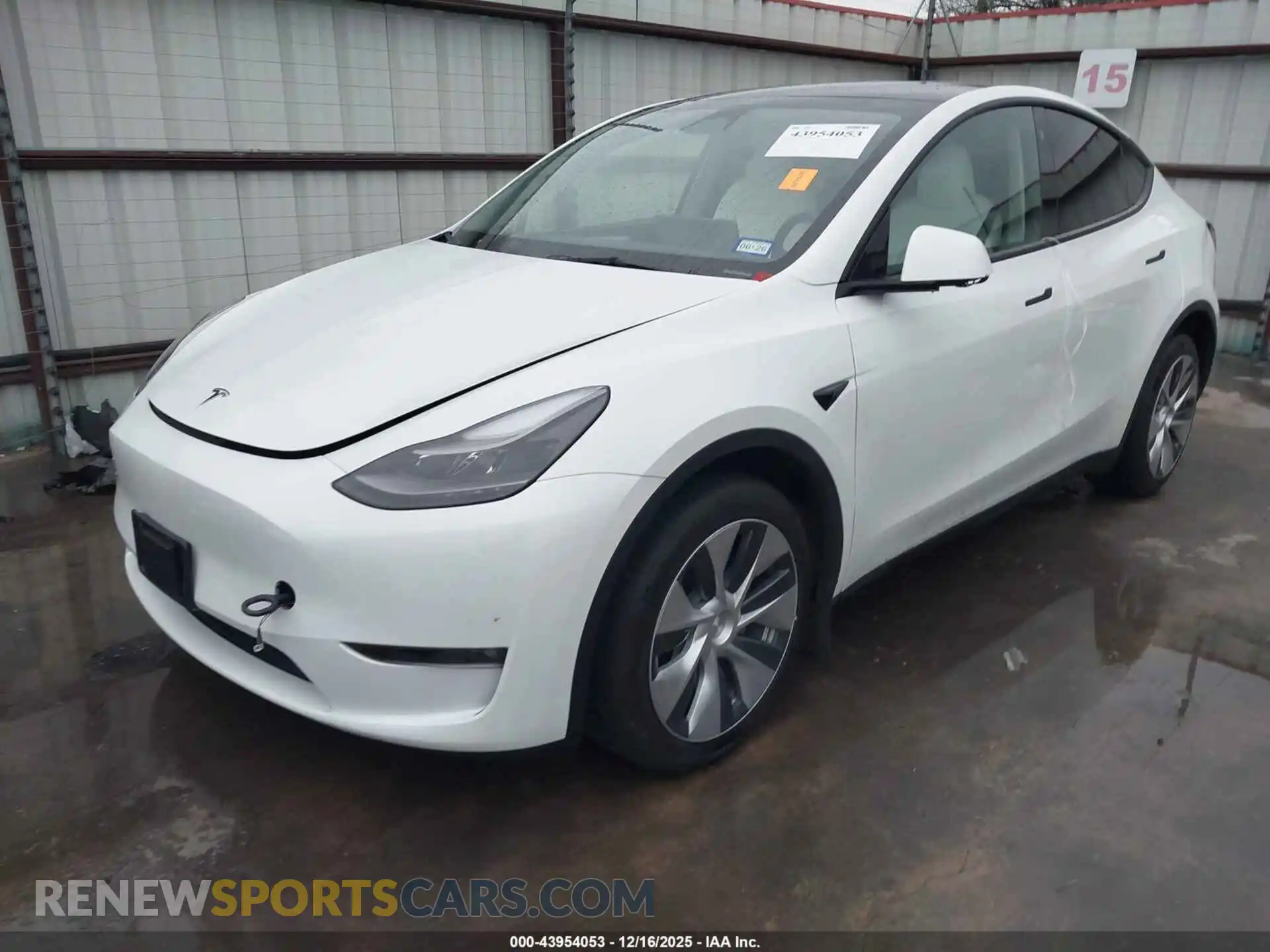 2 Photograph of a damaged car 7SAYGDEE5PF708429 TESLA MODEL Y 2023