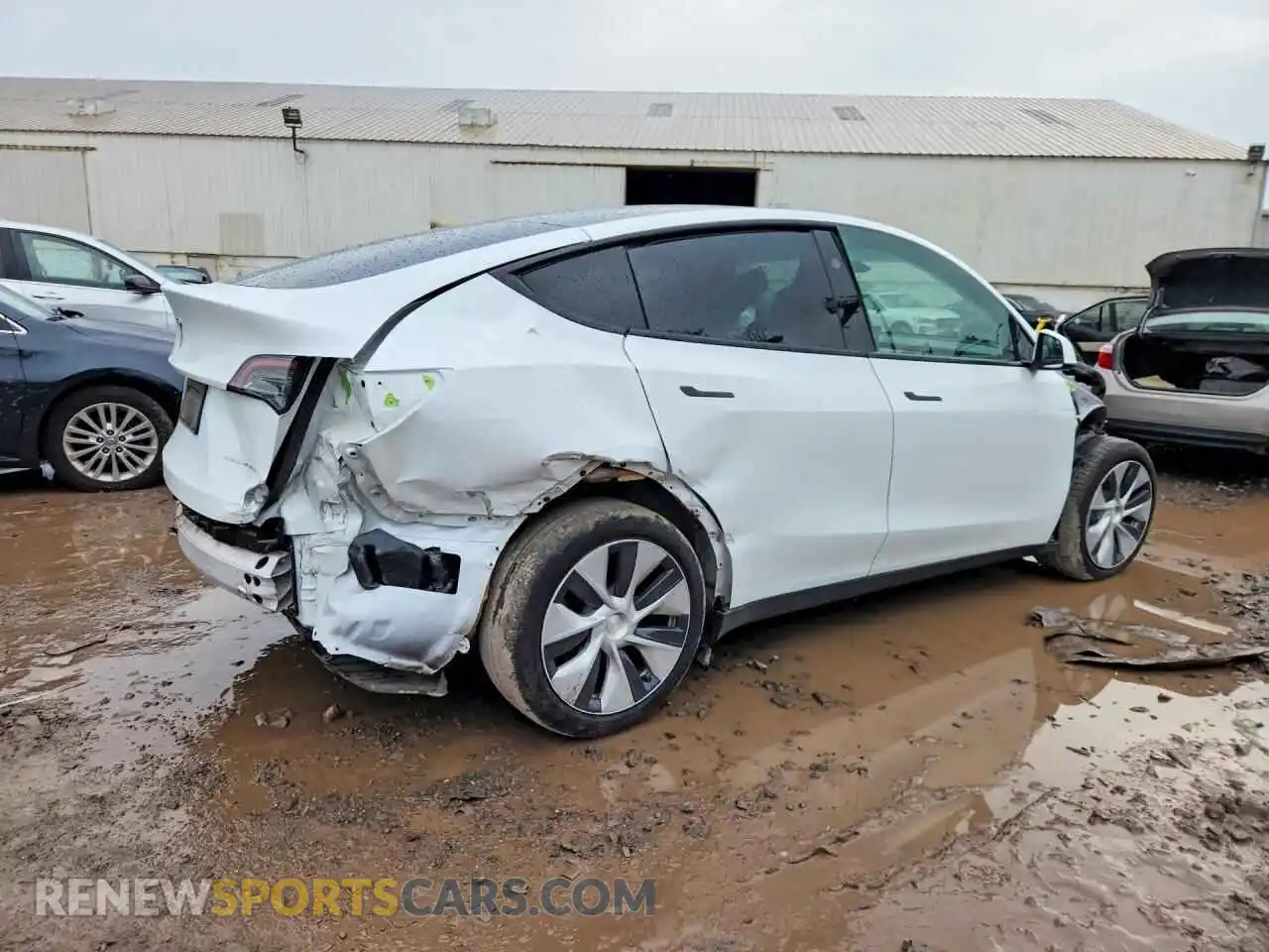 3 fotografías del automóvil dañado 7SAYGDEE5PF797211 TESLA MODEL Y 2023
