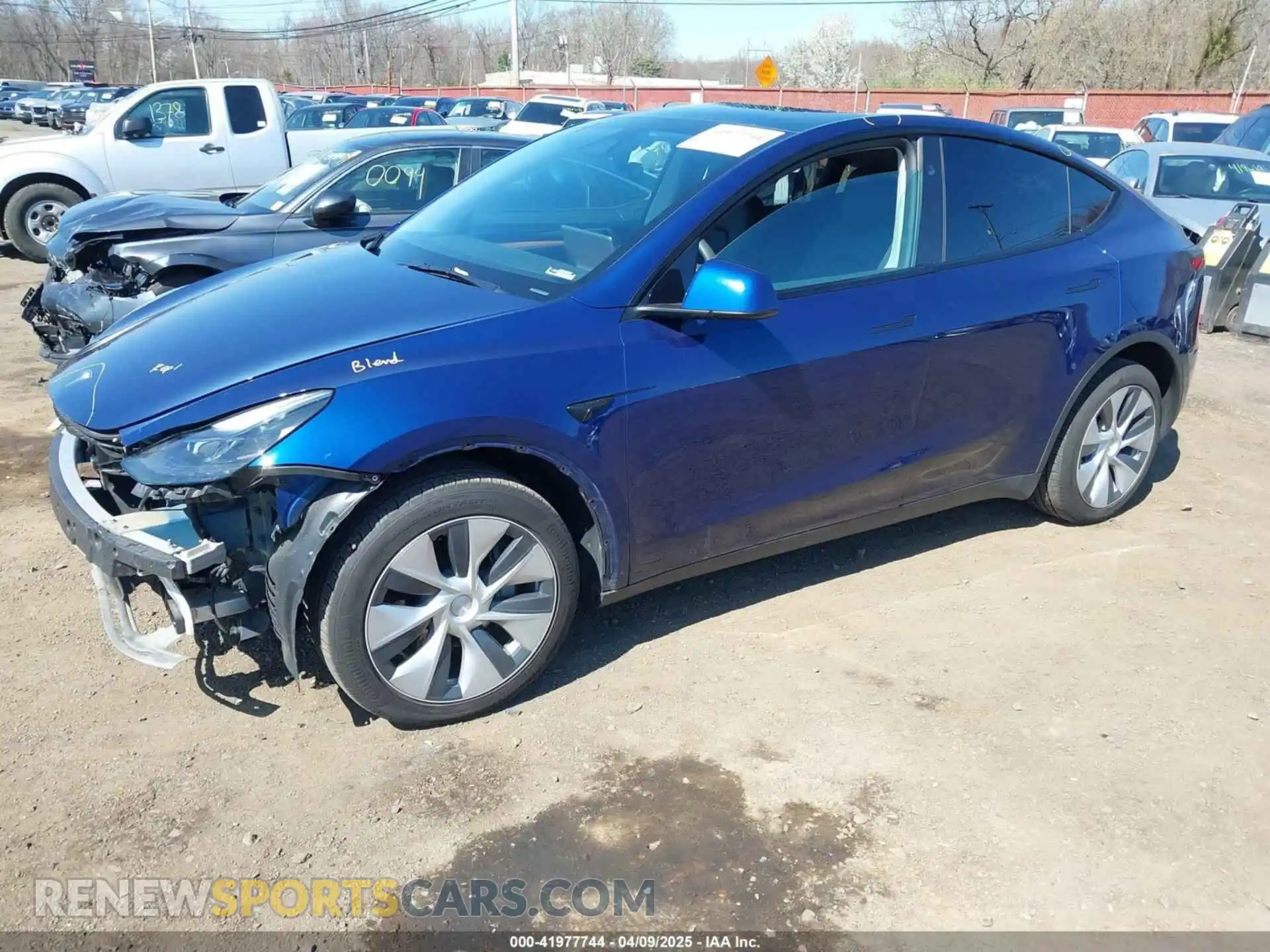 2 Photograph of a damaged car 7SAYGDEE5PF811107 TESLA MODEL Y 2023