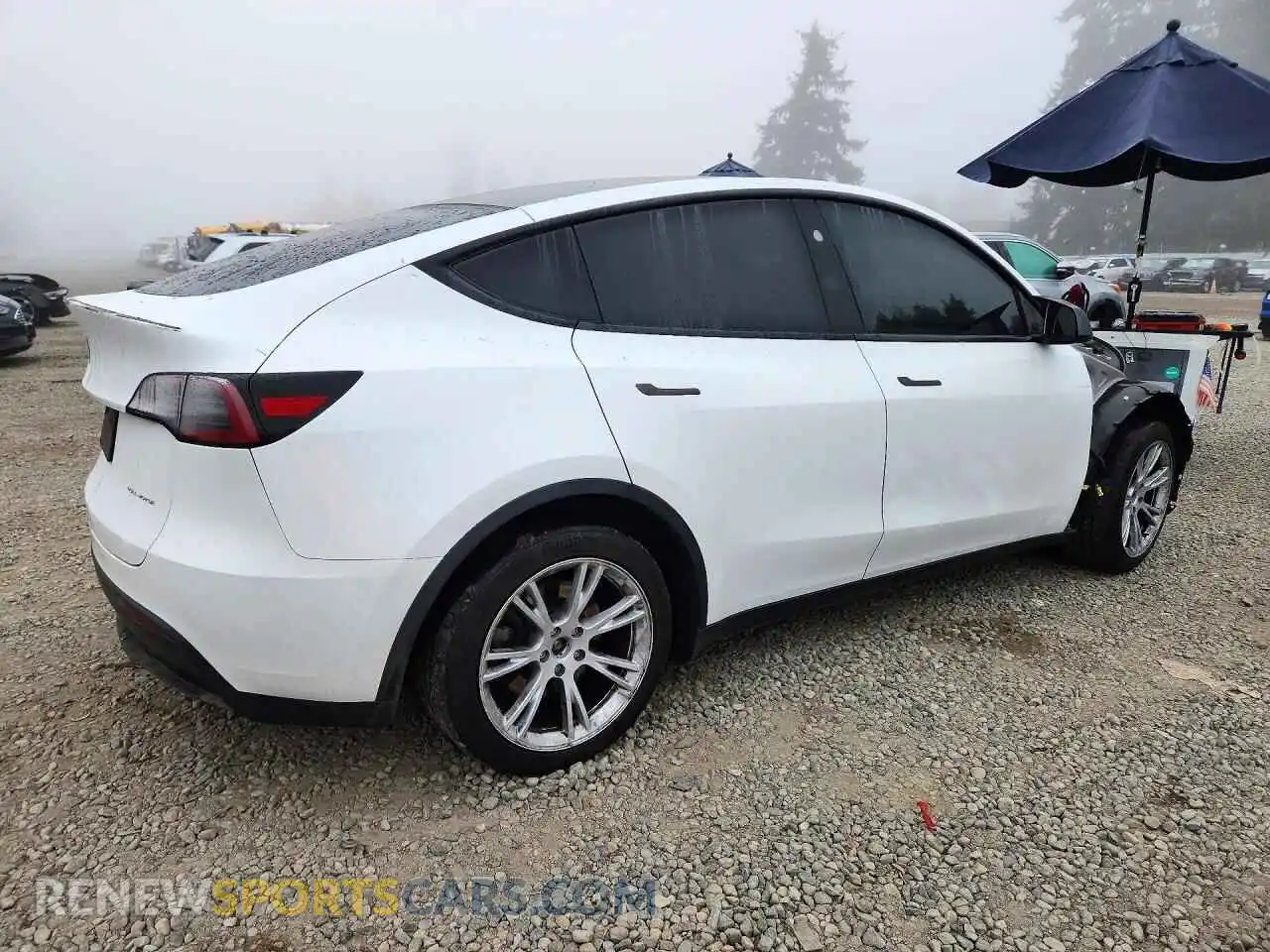 3 Photograph of a damaged car 7SAYGDEE5PF816887 TESLA MODEL Y 2023