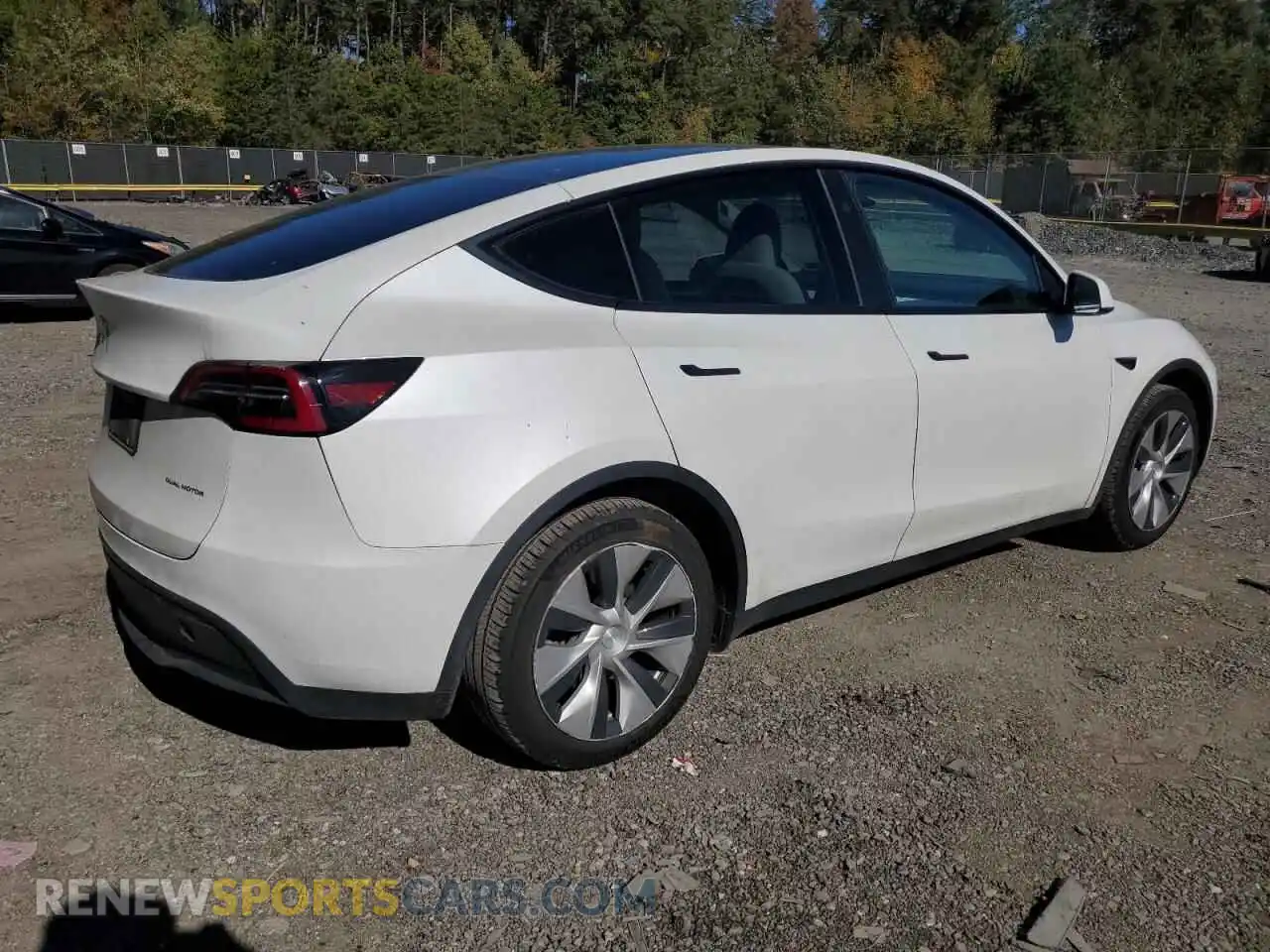 3 Photograph of a damaged car 7SAYGDEE5PF828831 TESLA MODEL Y 2023