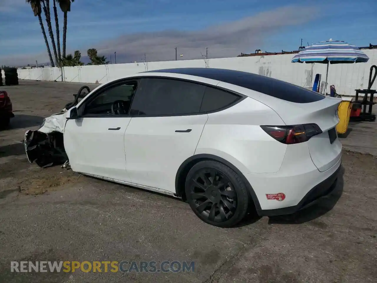 2 Photograph of a damaged car 7SAYGDEE5PF832863 TESLA MODEL Y 2023