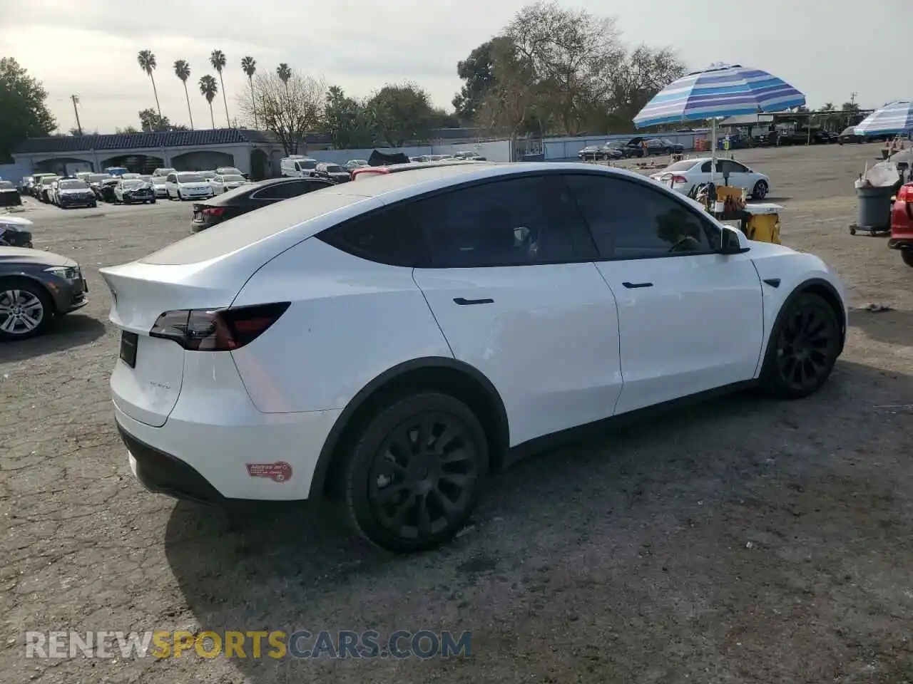 3 Photograph of a damaged car 7SAYGDEE5PF832863 TESLA MODEL Y 2023