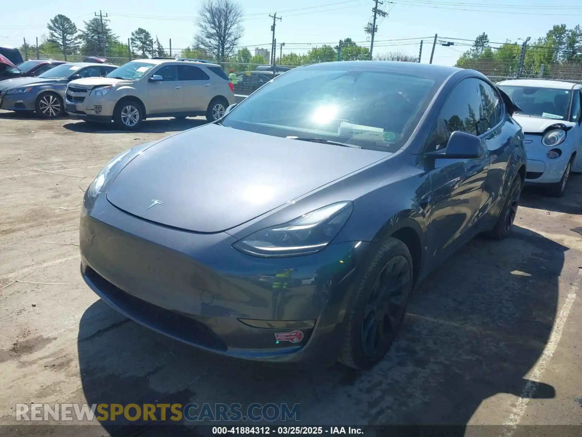 2 Photograph of a damaged car 7SAYGDEE5PF834774 TESLA MODEL Y 2023