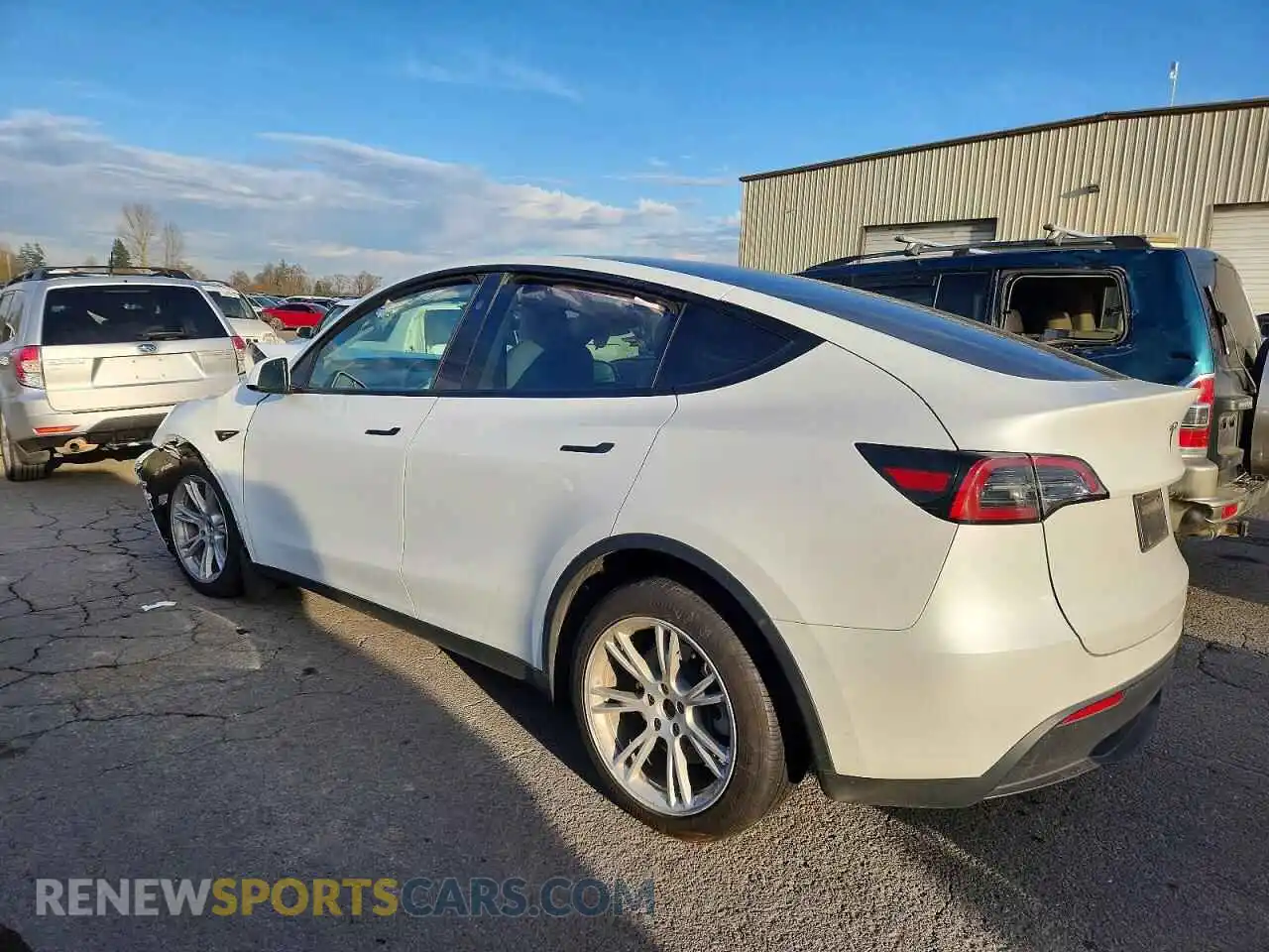 2 Photograph of a damaged car 7SAYGDEE5PF854863 TESLA MODEL Y 2023