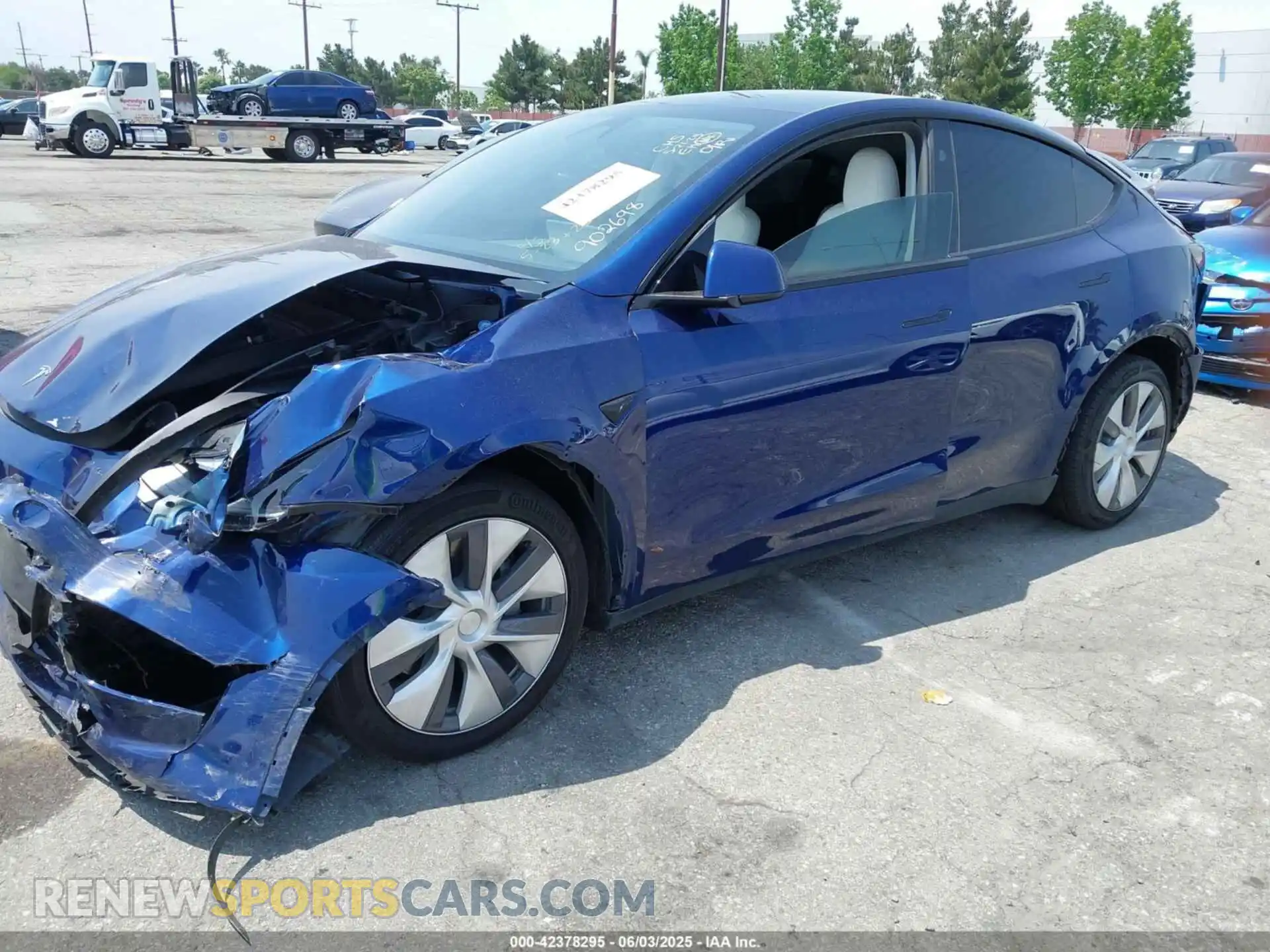 2 Photograph of a damaged car 7SAYGDEE5PF902698 TESLA MODEL Y 2023