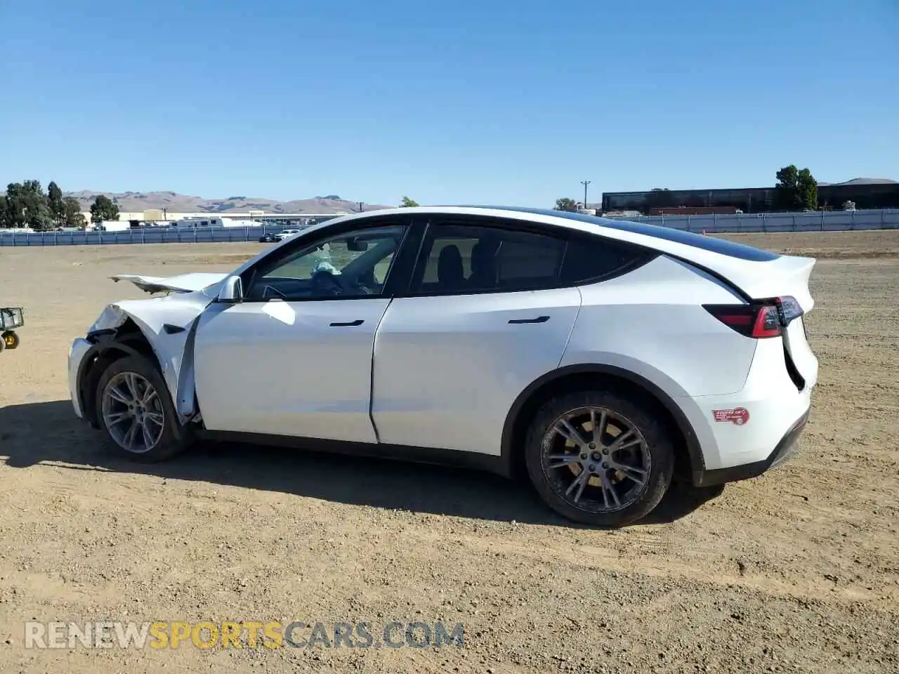 2 Photograph of a damaged car 7SAYGDEE5PF937774 TESLA MODEL Y 2023